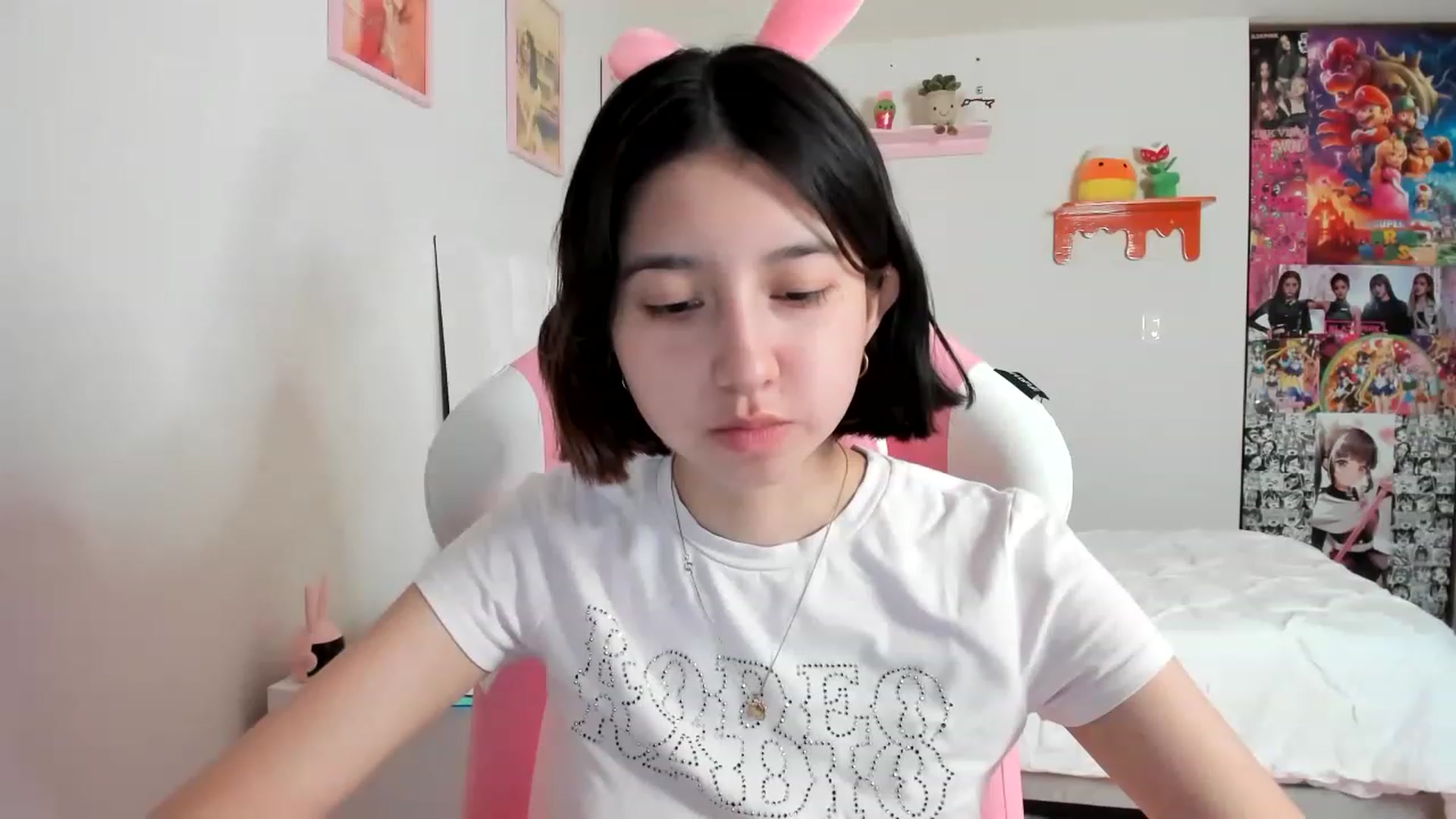 Gallery image thumbnail from Cherrycute666's myfreecams stream on, 04/06/2023, 02:25 image 6 of 20
