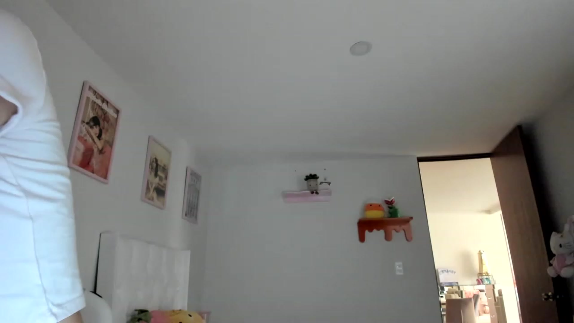 Gallery image thumbnail from Cherrycute666's myfreecams stream on, 04/06/2023, 02:25 image 2 of 20