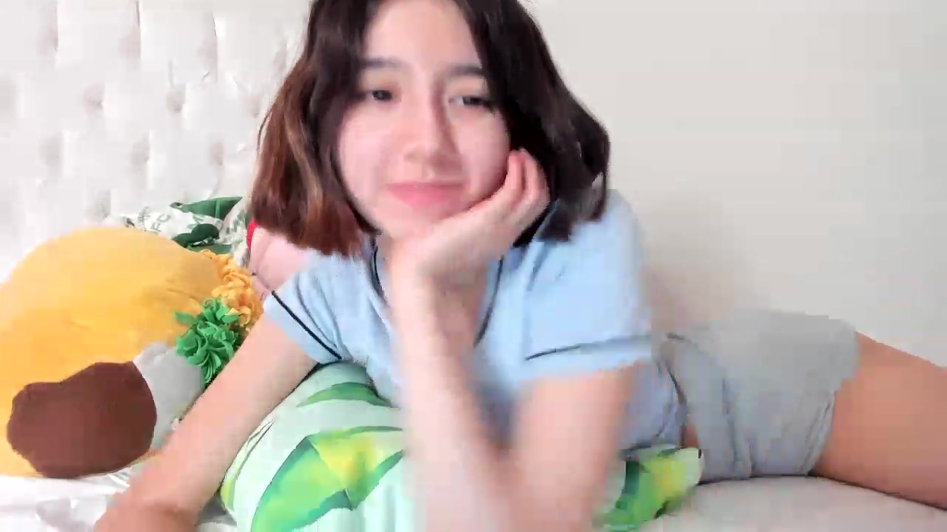 Gallery image thumbnail from Cherrycute666's myfreecams stream on, 04/07/2023, 06:36 image 18 of 20