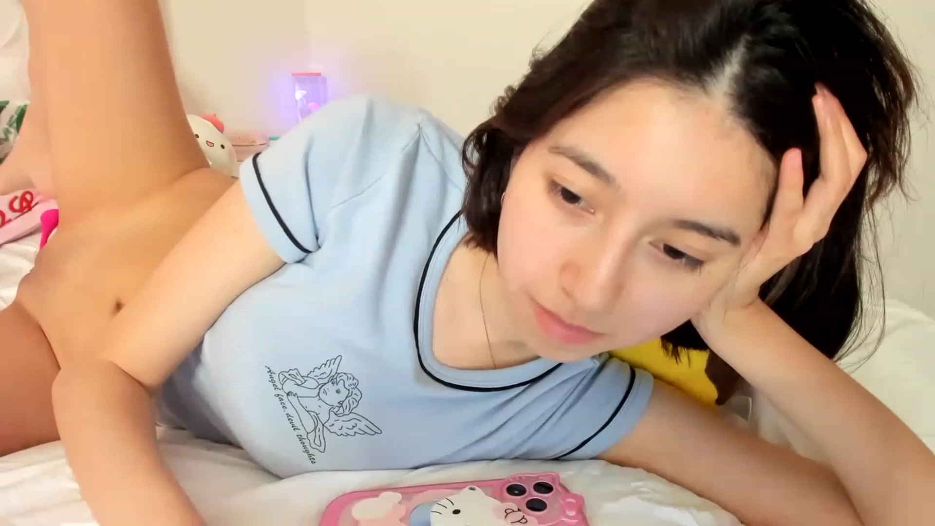 Gallery image thumbnail from Cherrycute666's myfreecams stream on, 04/07/2023, 06:36 image 13 of 20