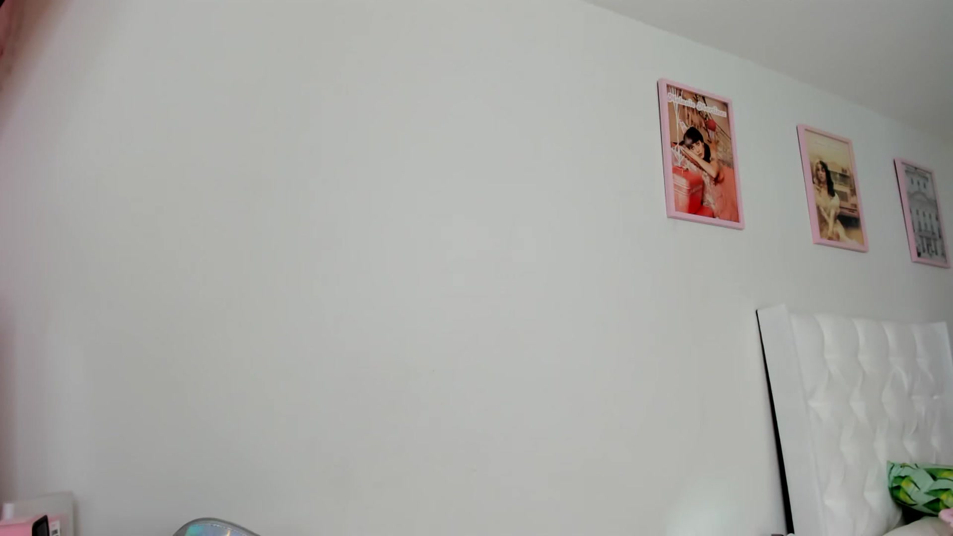 Gallery image thumbnail from Cherrycute666's myfreecams stream on, 04/07/2023, 18:24 image 20 of 20