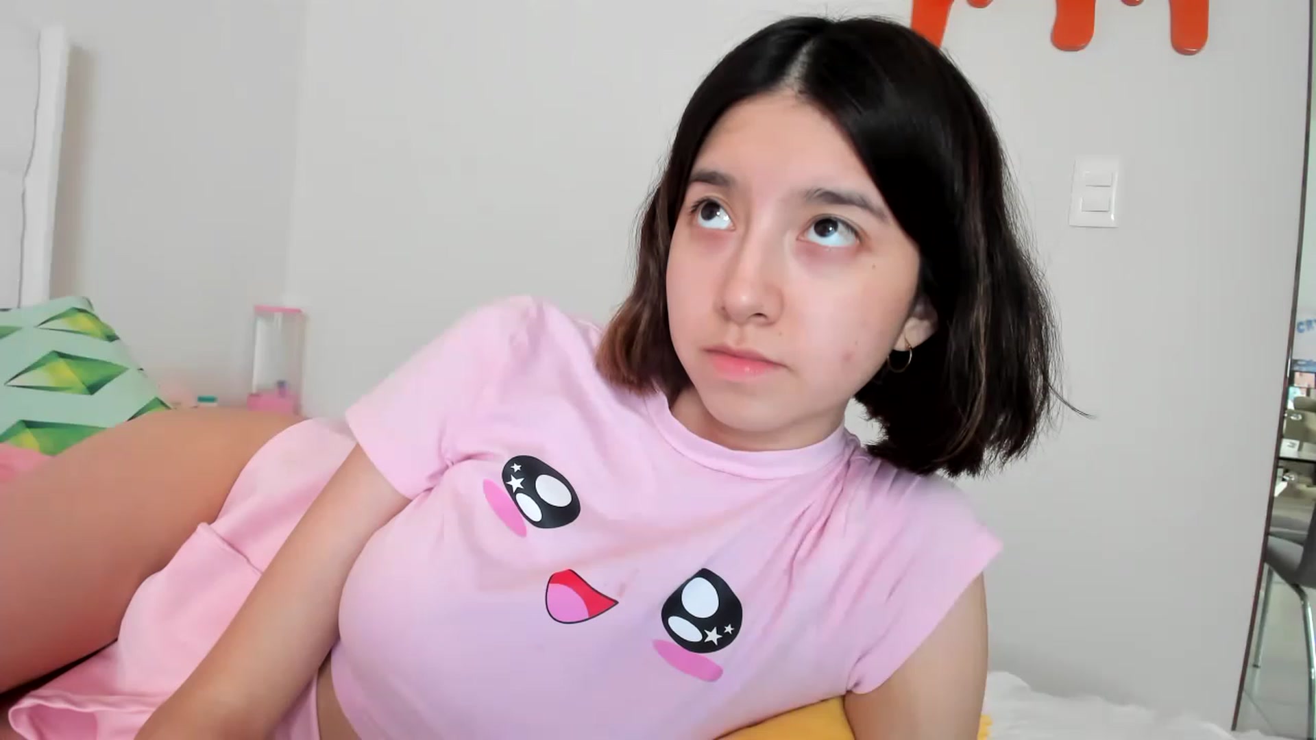 Gallery image thumbnail from Cherrycute666's myfreecams stream on, 04/08/2023, 21:42 image 12 of 20
