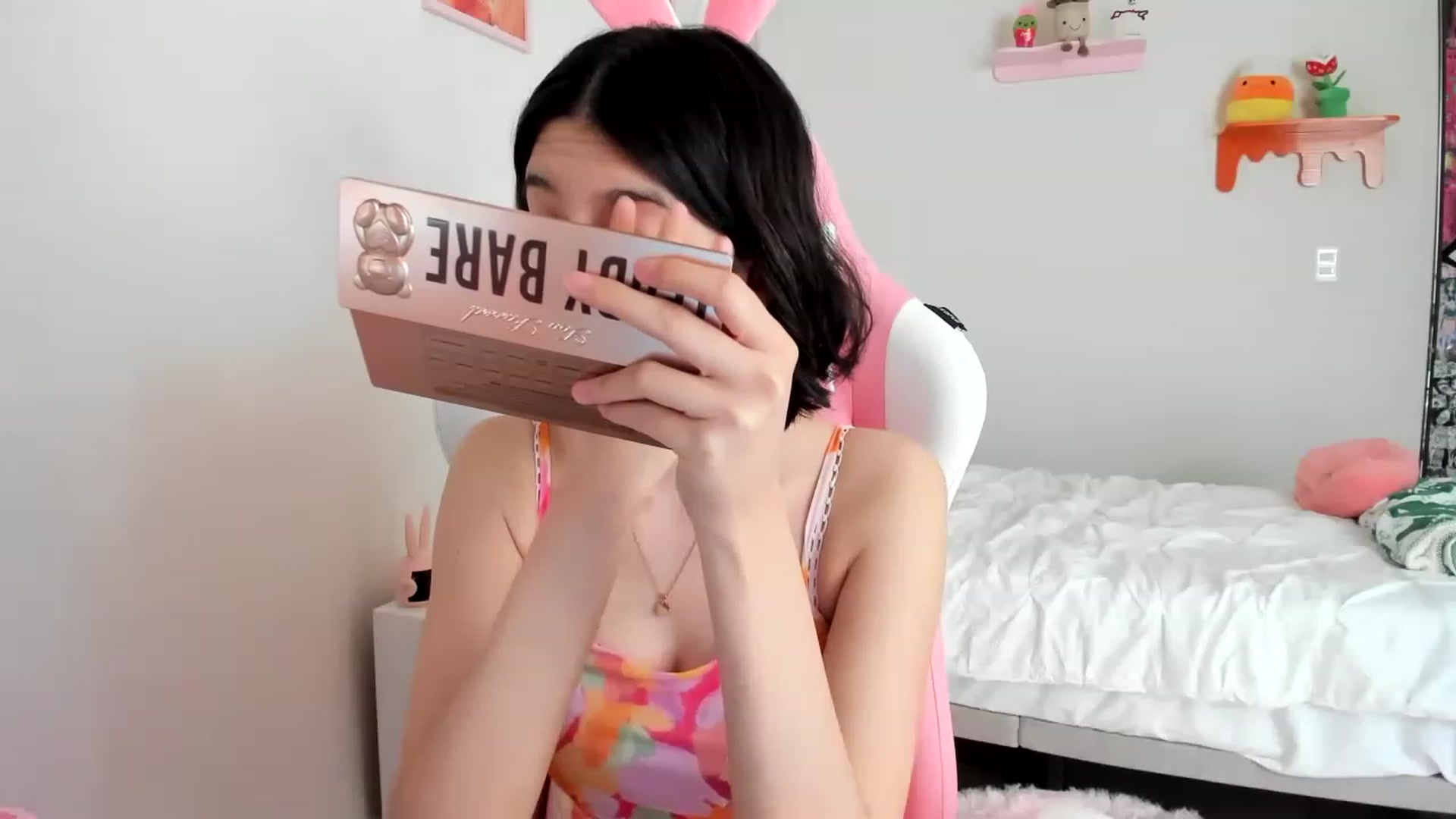 Gallery image thumbnail from Cherrycute666's myfreecams stream on, 04/09/2023, 19:20 image 14 of 20