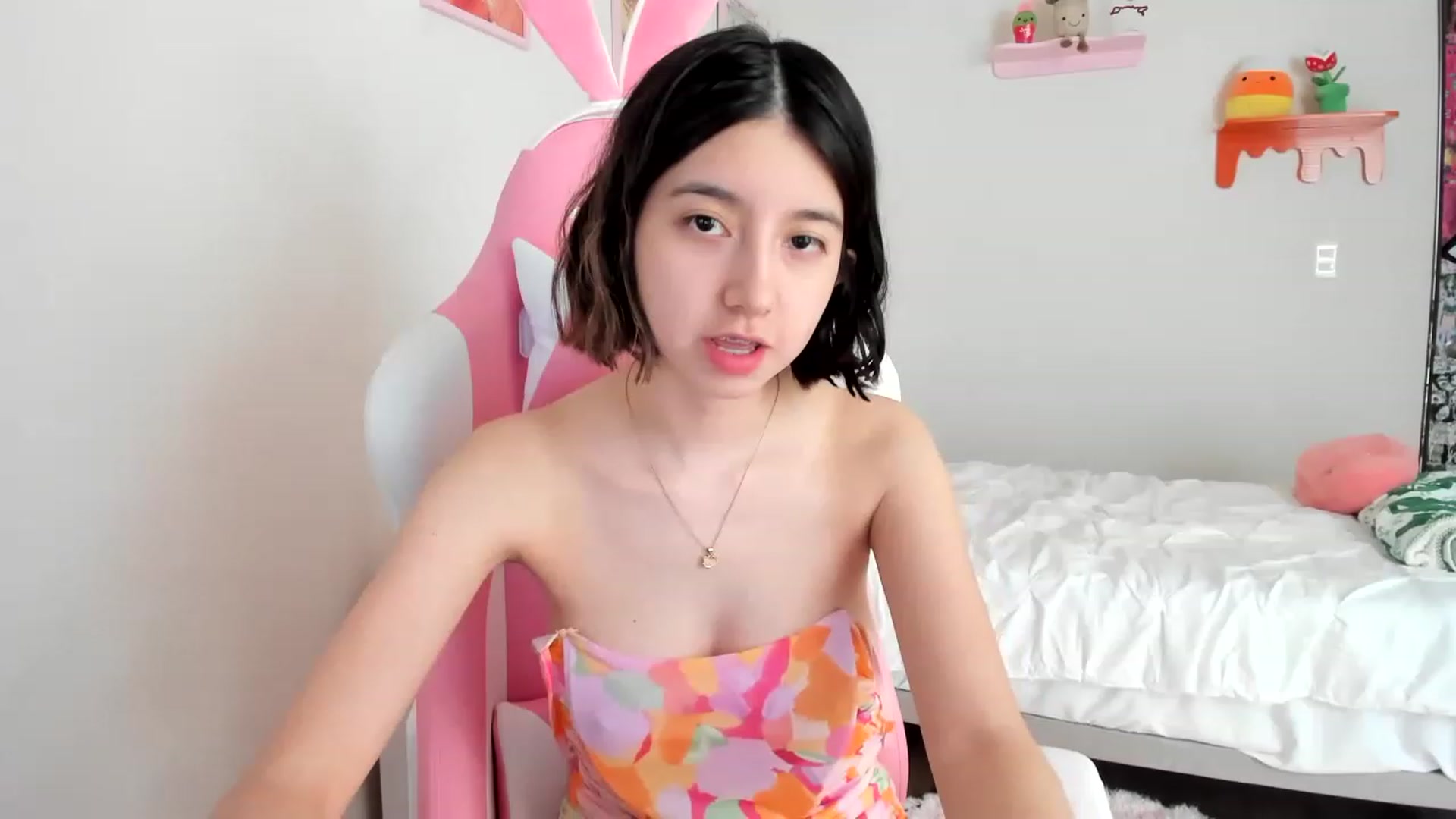 Gallery image thumbnail from Cherrycute666's myfreecams stream on, 04/09/2023, 19:20 image 10 of 20