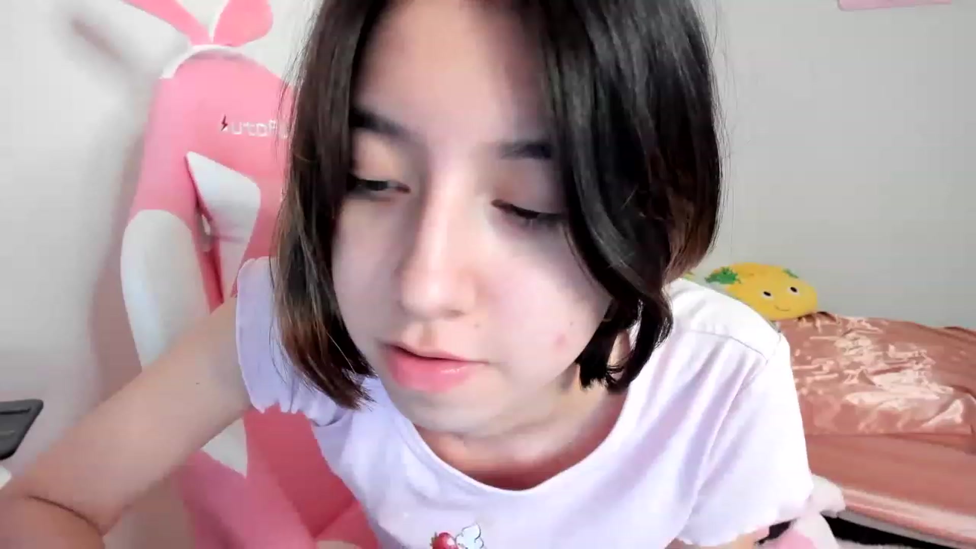 Gallery image thumbnail from Cherrycute666's myfreecams stream on, 04/13/2023, 11:56 image 3 of 20