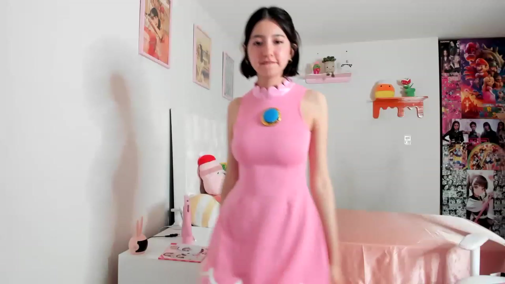 Gallery image thumbnail from Cherrycute666's myfreecams stream on, 04/15/2023, 04:29 image 14 of 20