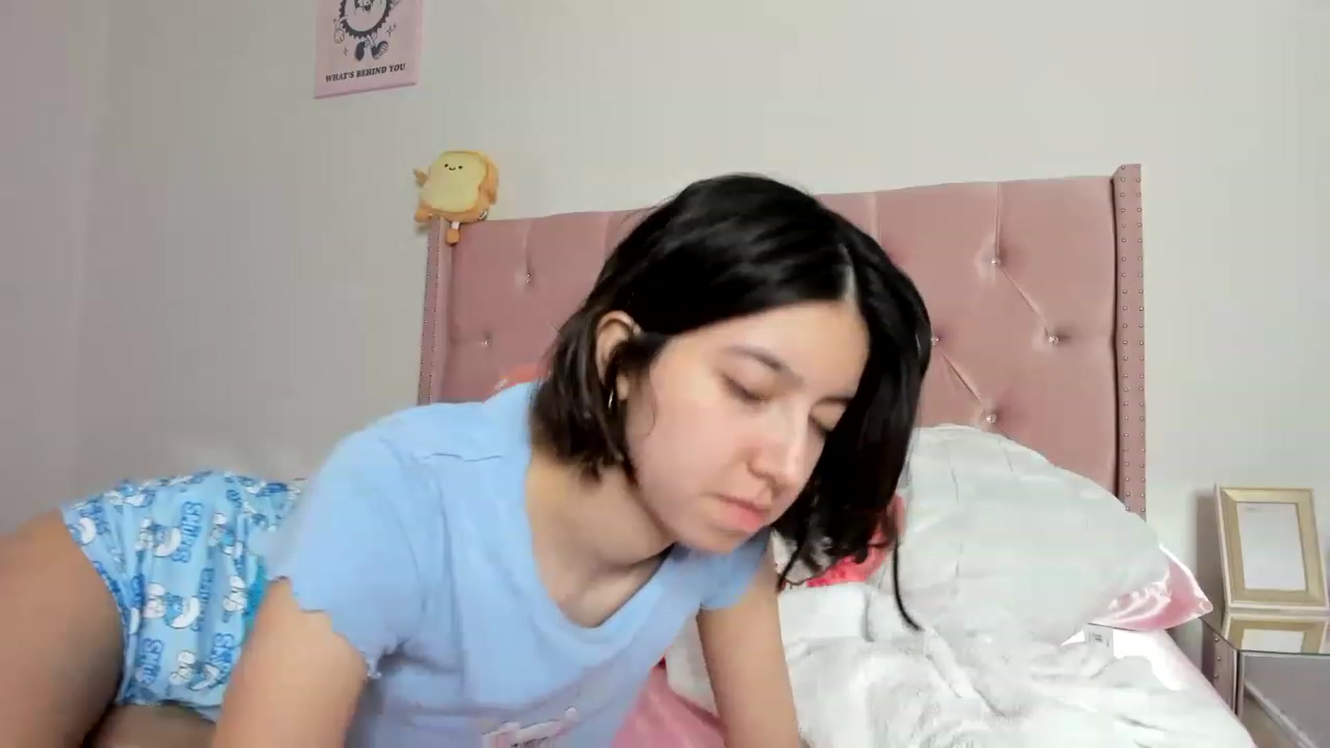 Gallery image thumbnail from Cherrycute666's myfreecams stream on, 04/15/2023, 13:09 image 13 of 20