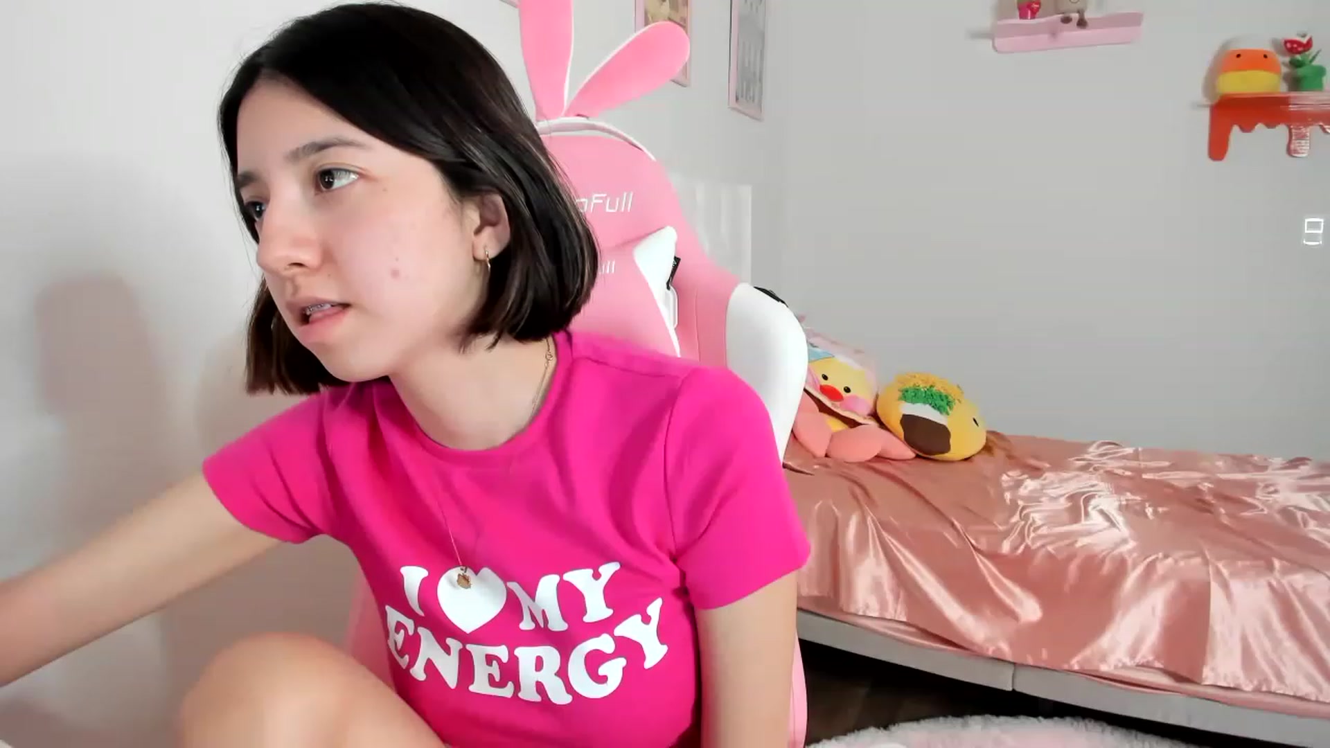 Gallery image thumbnail from Cherrycute666's myfreecams stream on, 04/16/2023, 03:22 image 20 of 20