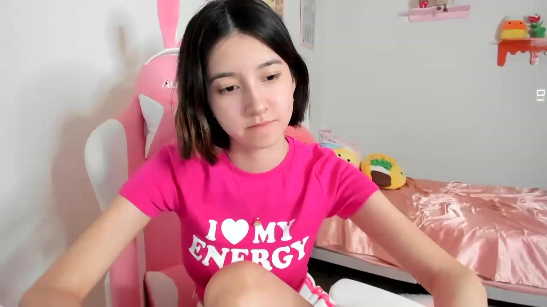 Gallery image thumbnail from Cherrycute666's myfreecams stream on, 04/16/2023, 03:22 image 15 of 20