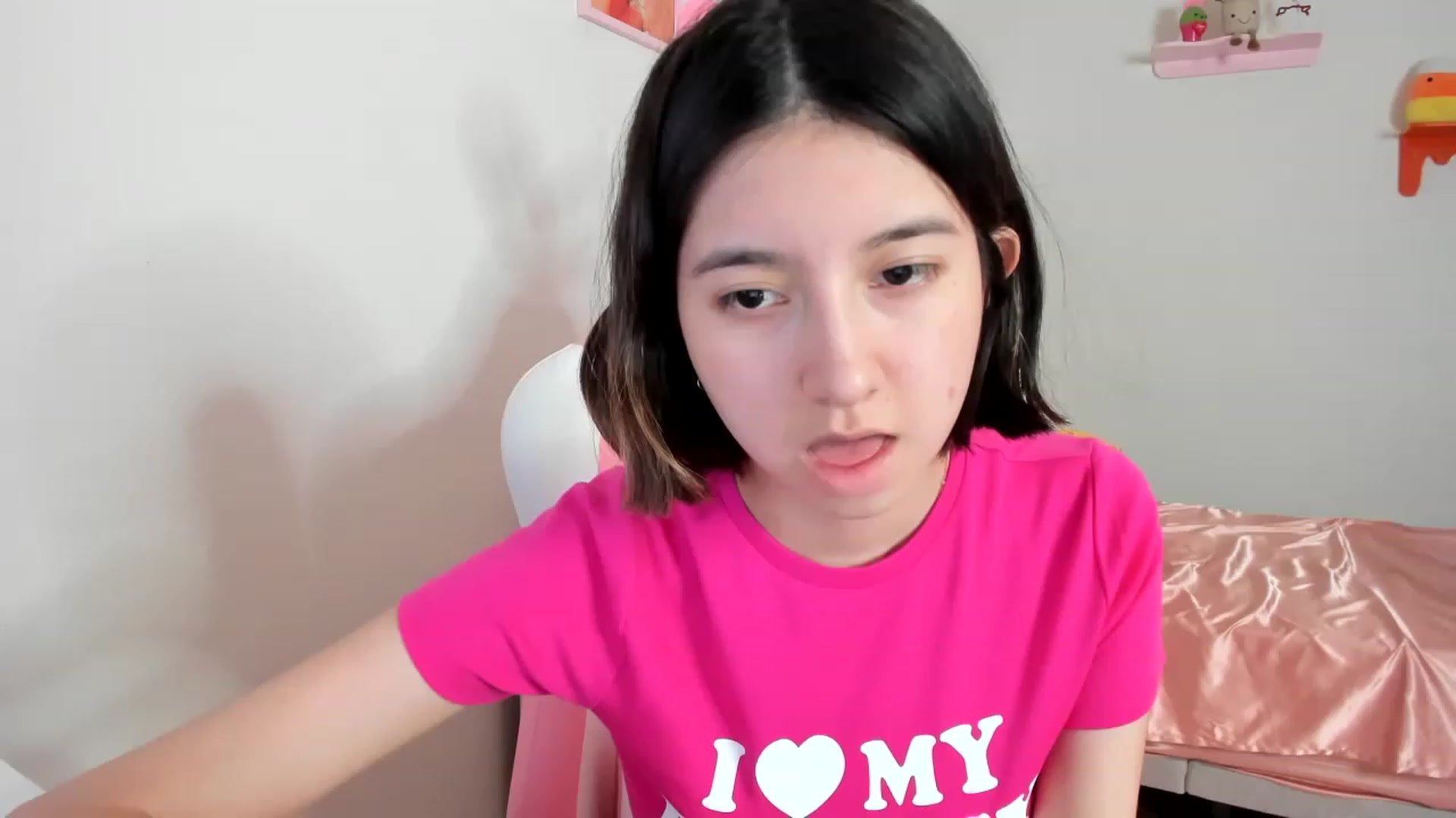 Gallery image thumbnail from Cherrycute666's myfreecams stream on, 04/16/2023, 08:25 image 9 of 20