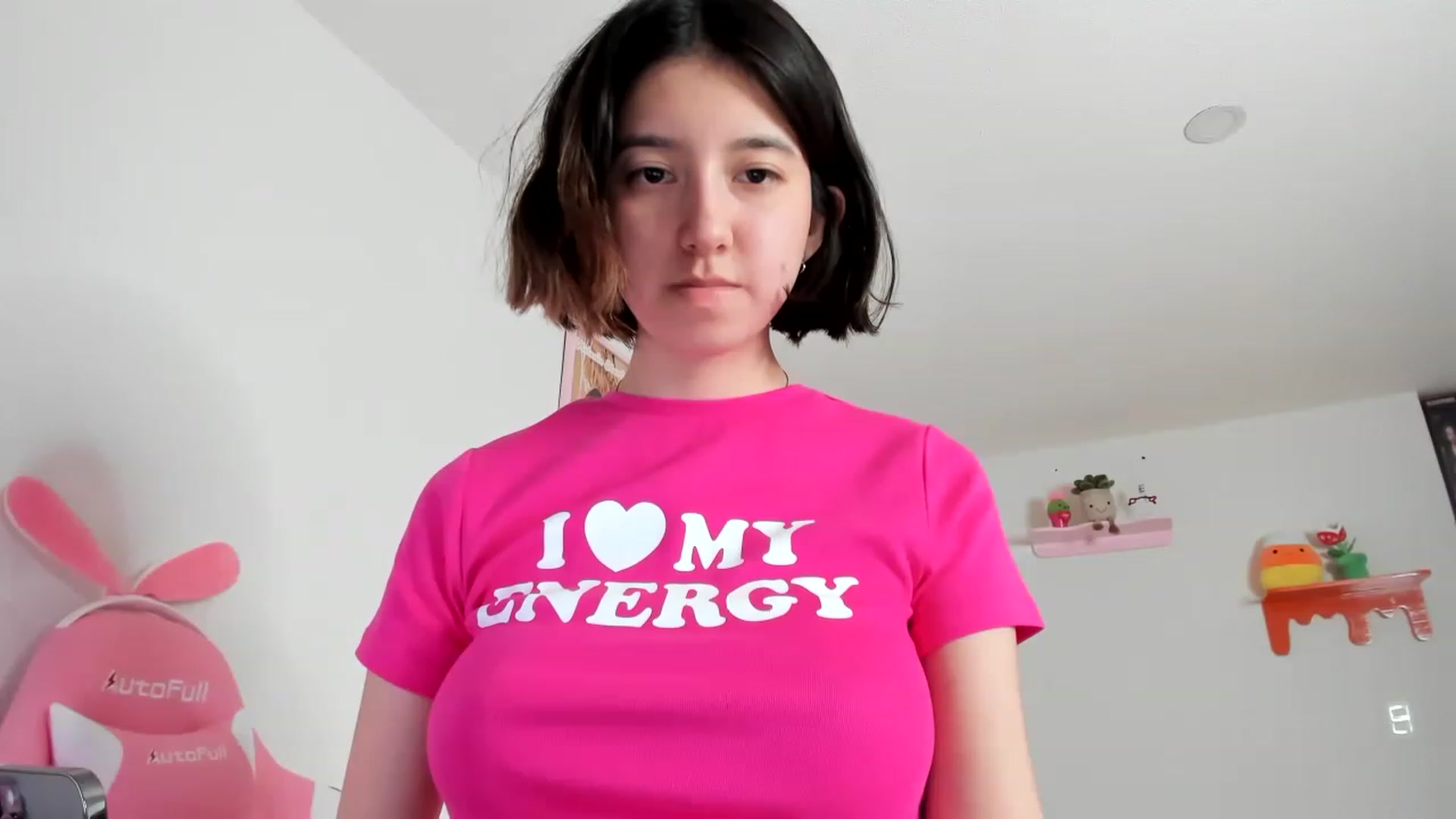 Gallery image thumbnail from Cherrycute666's myfreecams stream on, 04/16/2023, 10:07 image 14 of 20