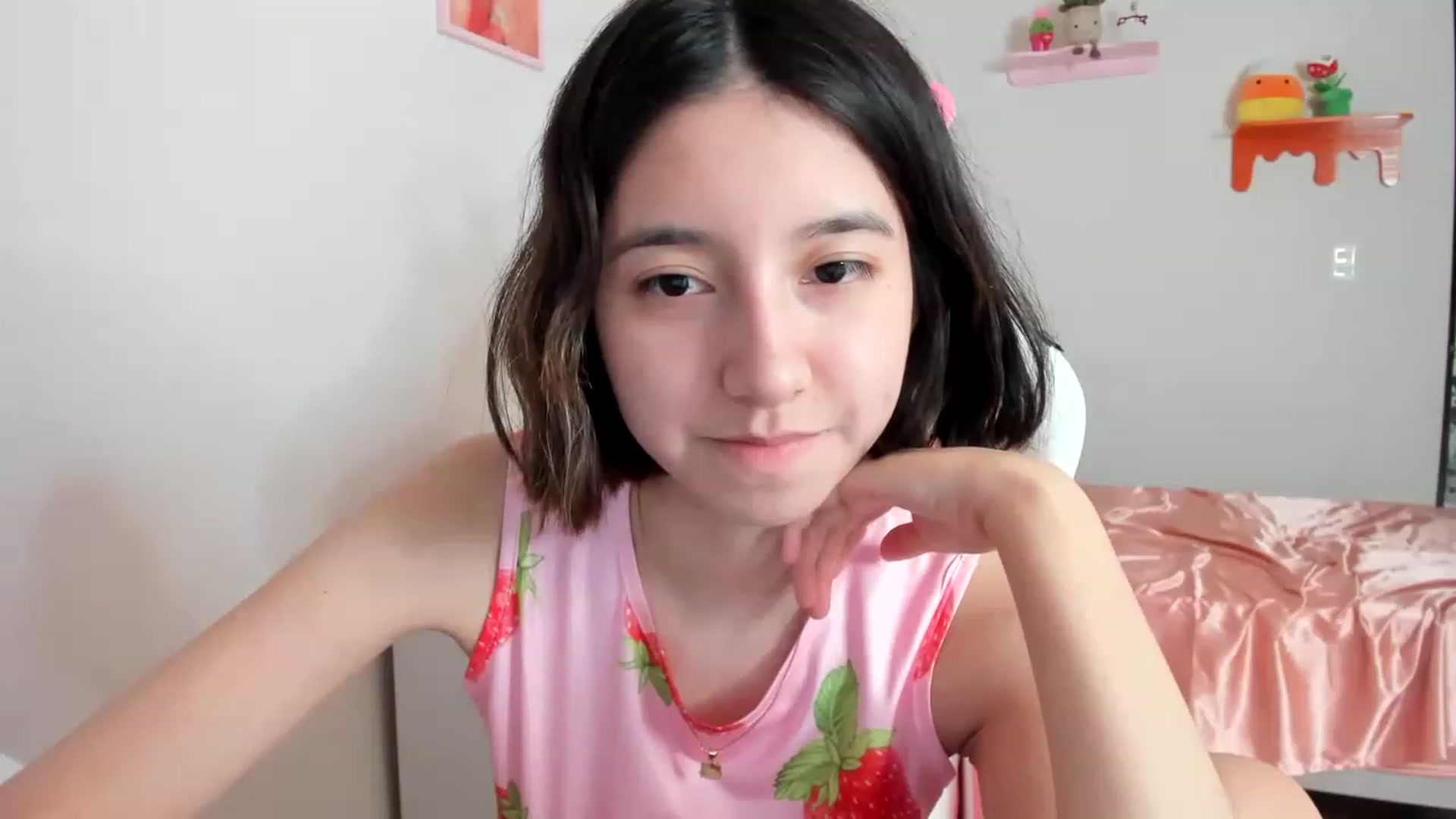 Gallery image thumbnail from Cherrycute666's myfreecams stream on, 04/16/2023, 14:42 image 12 of 20