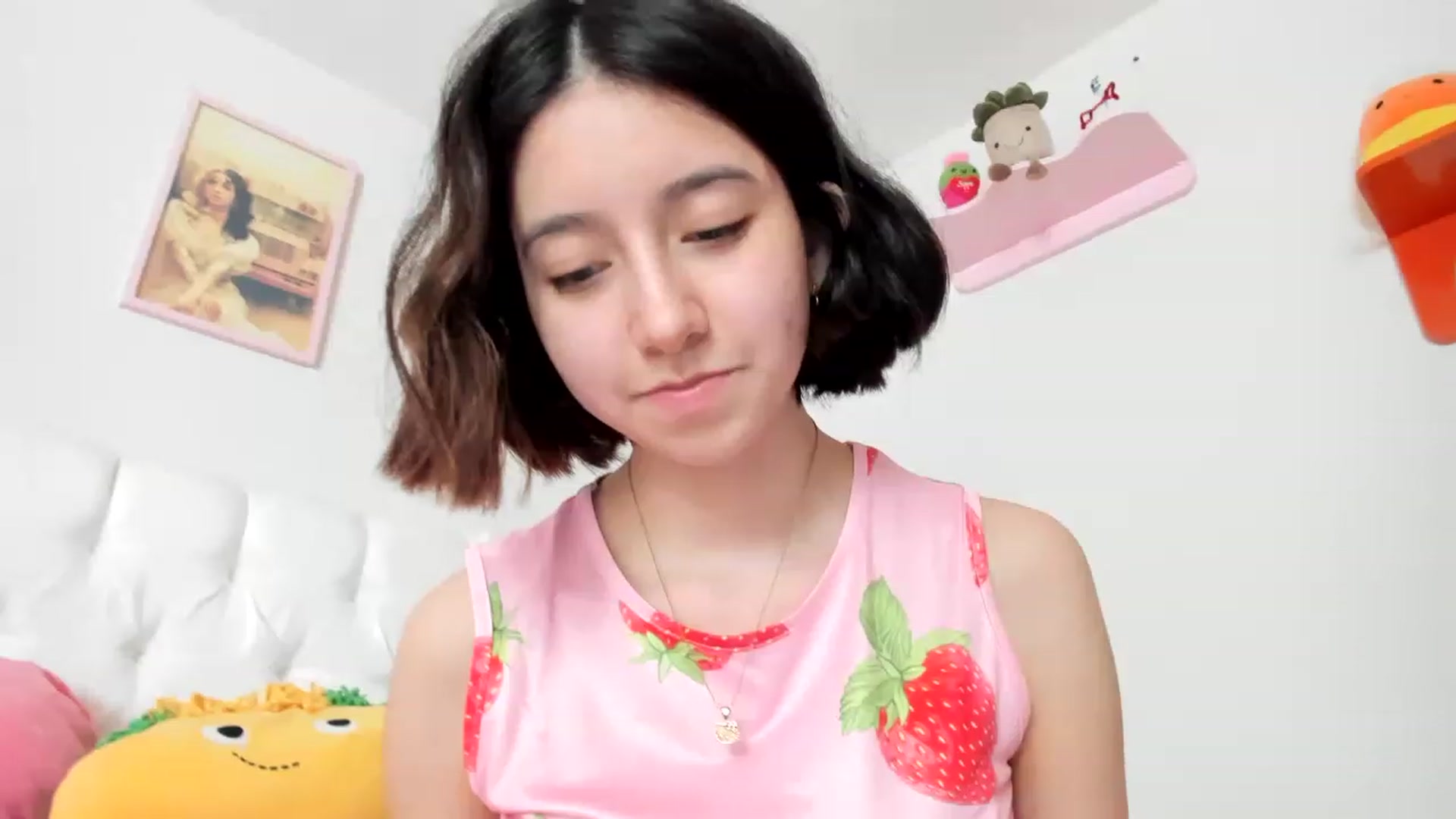 Gallery image thumbnail from Cherrycute666's myfreecams stream on, 04/16/2023, 14:42 image 5 of 20