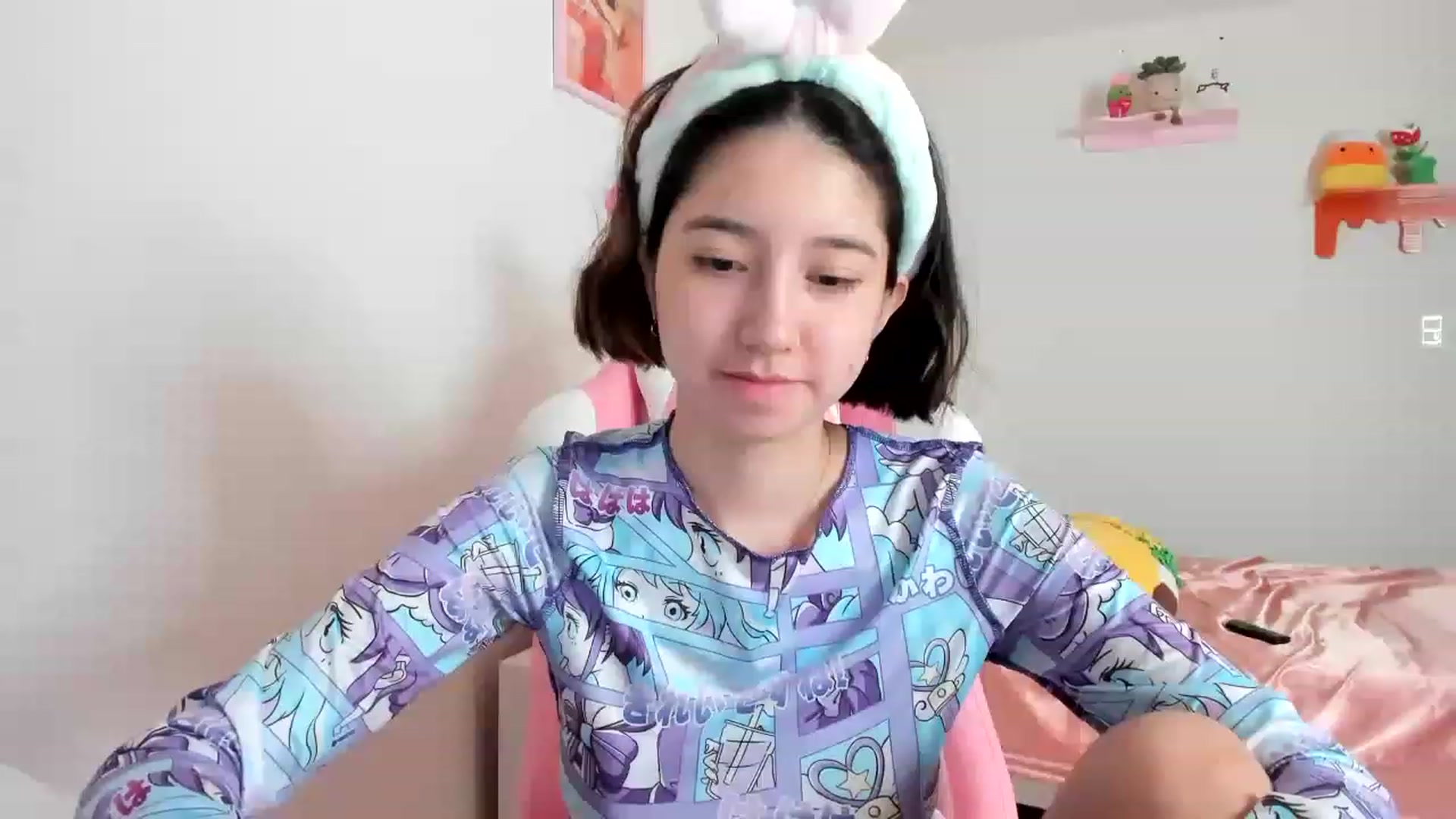 Gallery image thumbnail from Cherrycute666's myfreecams stream on, 04/17/2023, 15:17 image 2 of 20