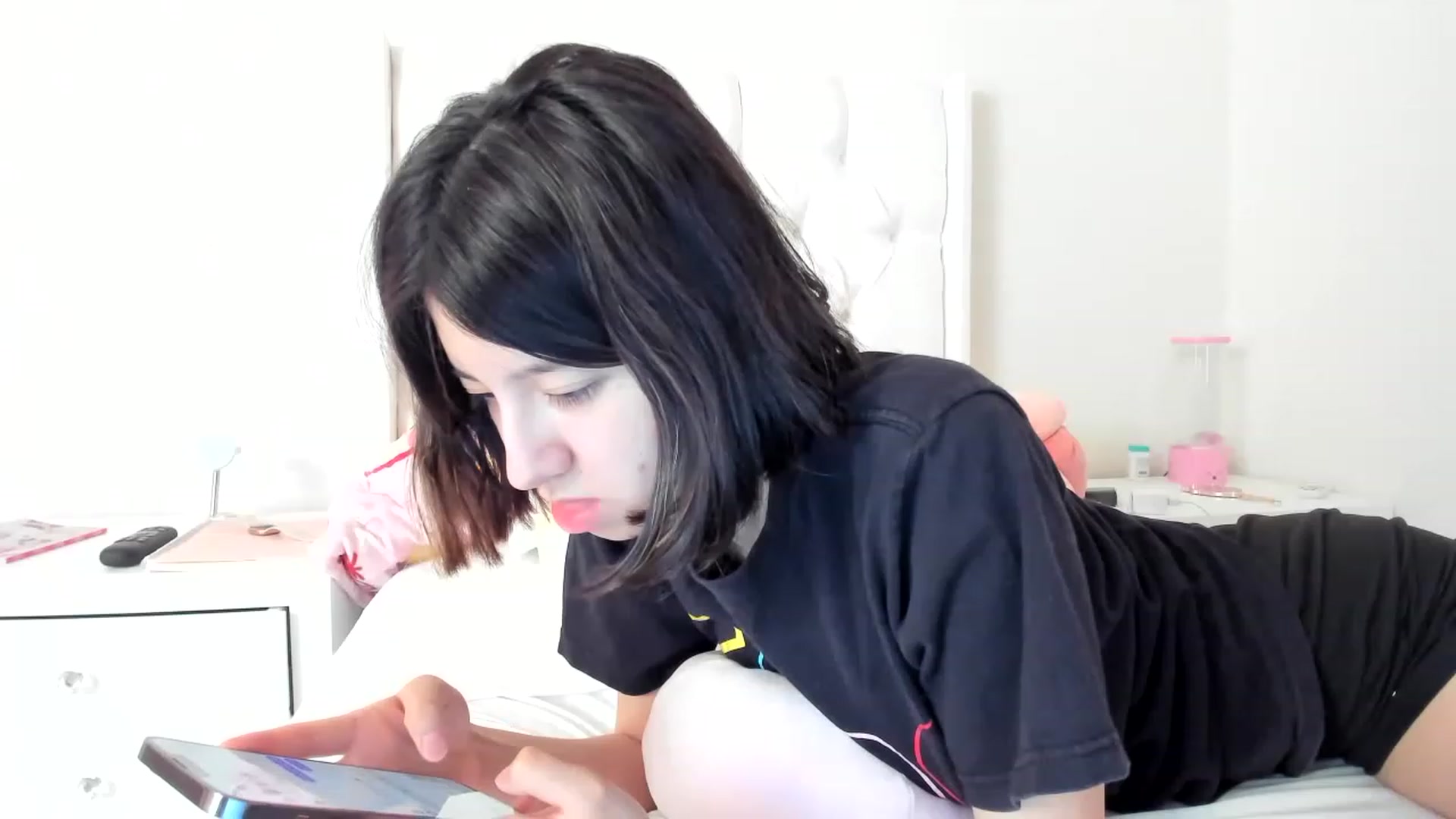 Gallery image thumbnail from Cherrycute666's myfreecams stream on, 04/19/2023, 16:05 image 5 of 20