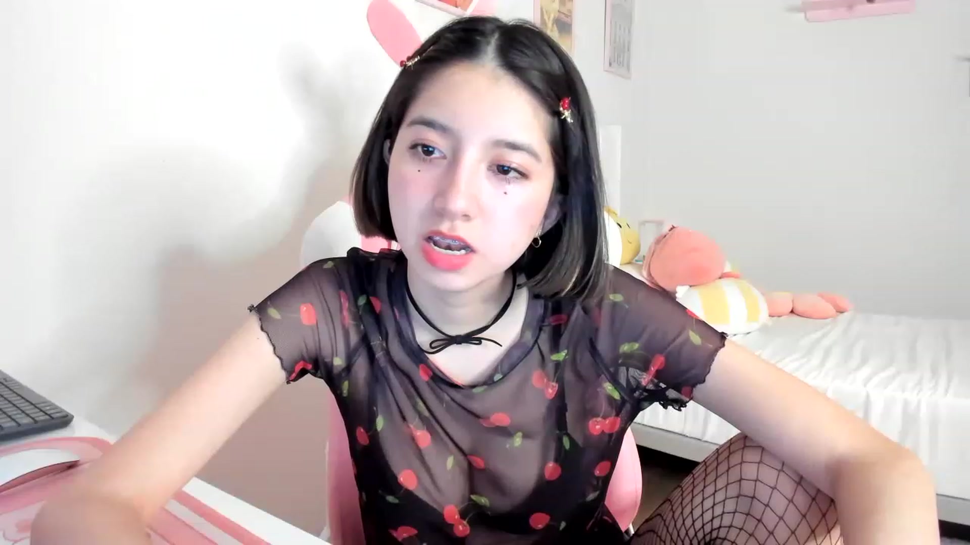 Gallery image thumbnail from Cherrycute666's myfreecams stream on, 04/20/2023, 04:57 image 11 of 20