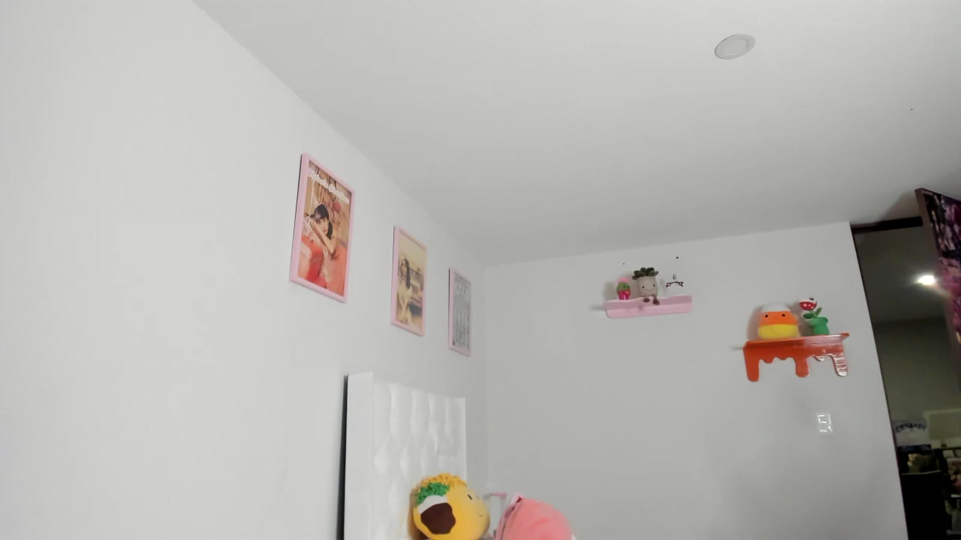Gallery image thumbnail from Cherrycute666's myfreecams stream on, 04/20/2023, 05:22 image 12 of 20