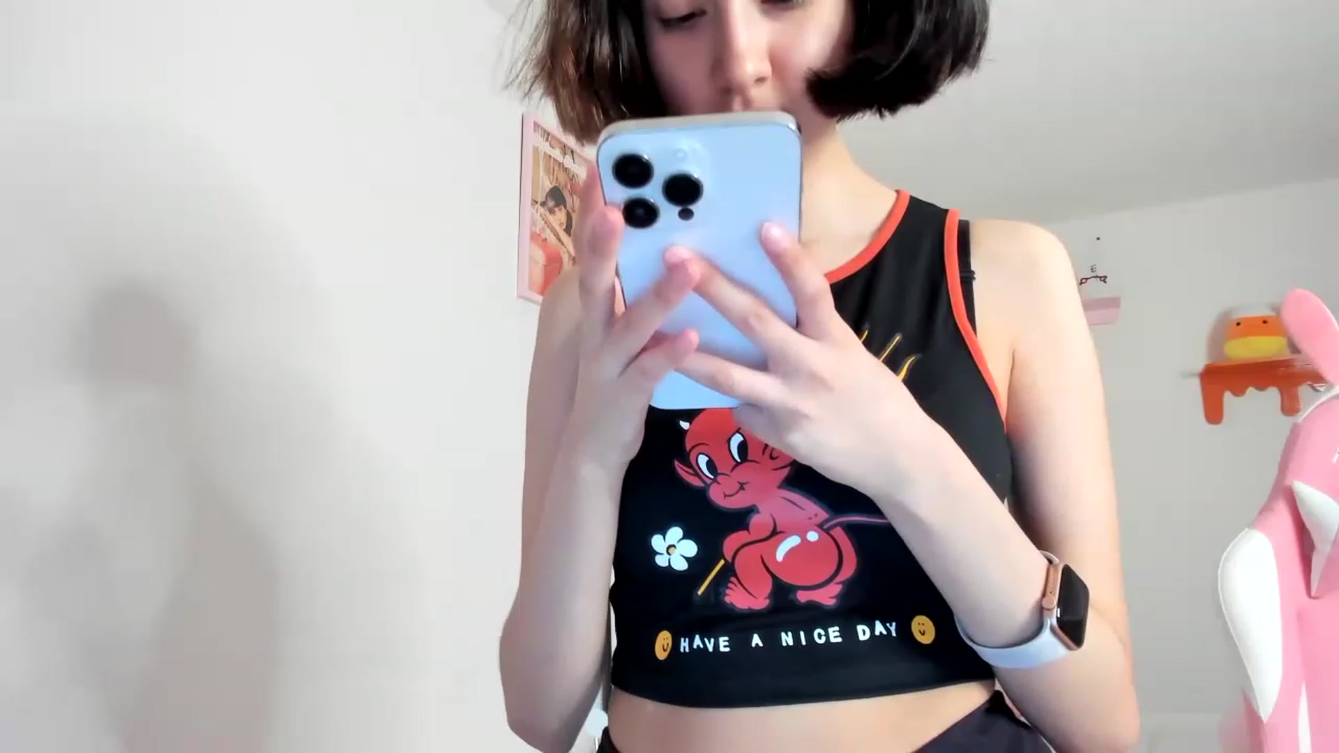 Gallery image thumbnail from Cherrycute666's myfreecams stream on, 04/20/2023, 10:31 image 16 of 20