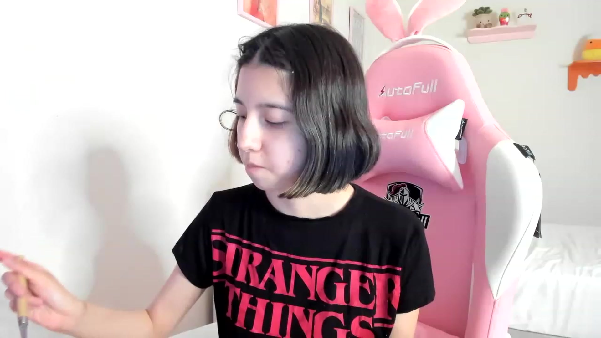 Gallery image thumbnail from Cherrycute666's myfreecams stream on, 04/21/2023, 06:23 image 17 of 20