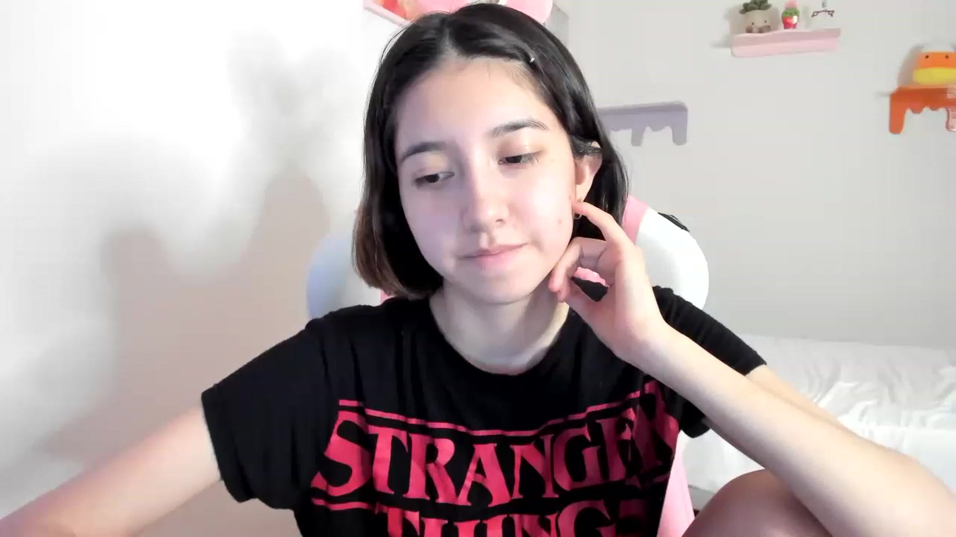 Gallery image thumbnail from Cherrycute666's myfreecams stream on, 04/21/2023, 06:23 image 20 of 20