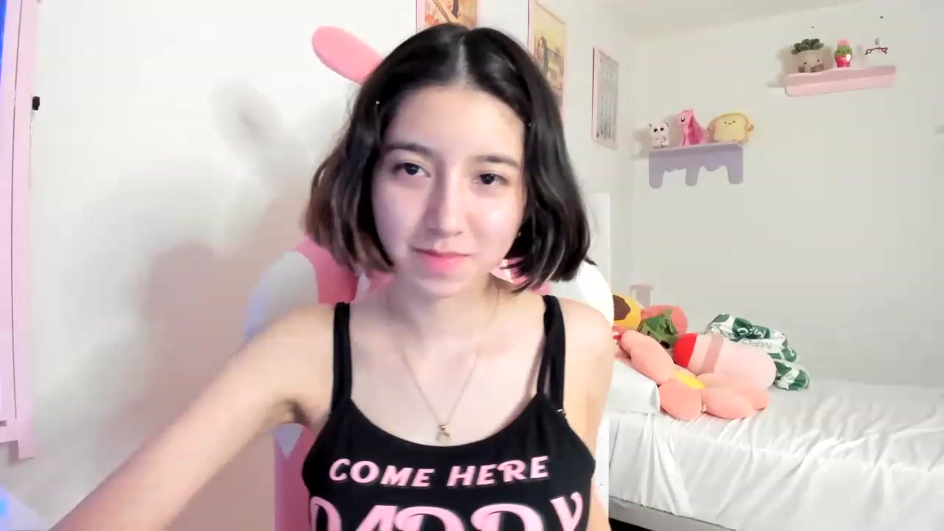 Gallery image thumbnail from Cherrycute666's myfreecams stream on, 04/22/2023, 03:27 image 19 of 20