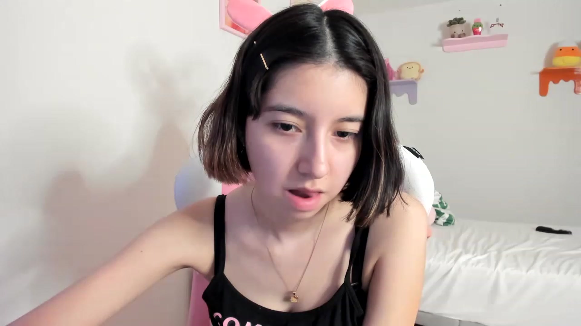 Gallery image thumbnail from Cherrycute666's myfreecams stream on, 04/22/2023, 03:27 image 13 of 20