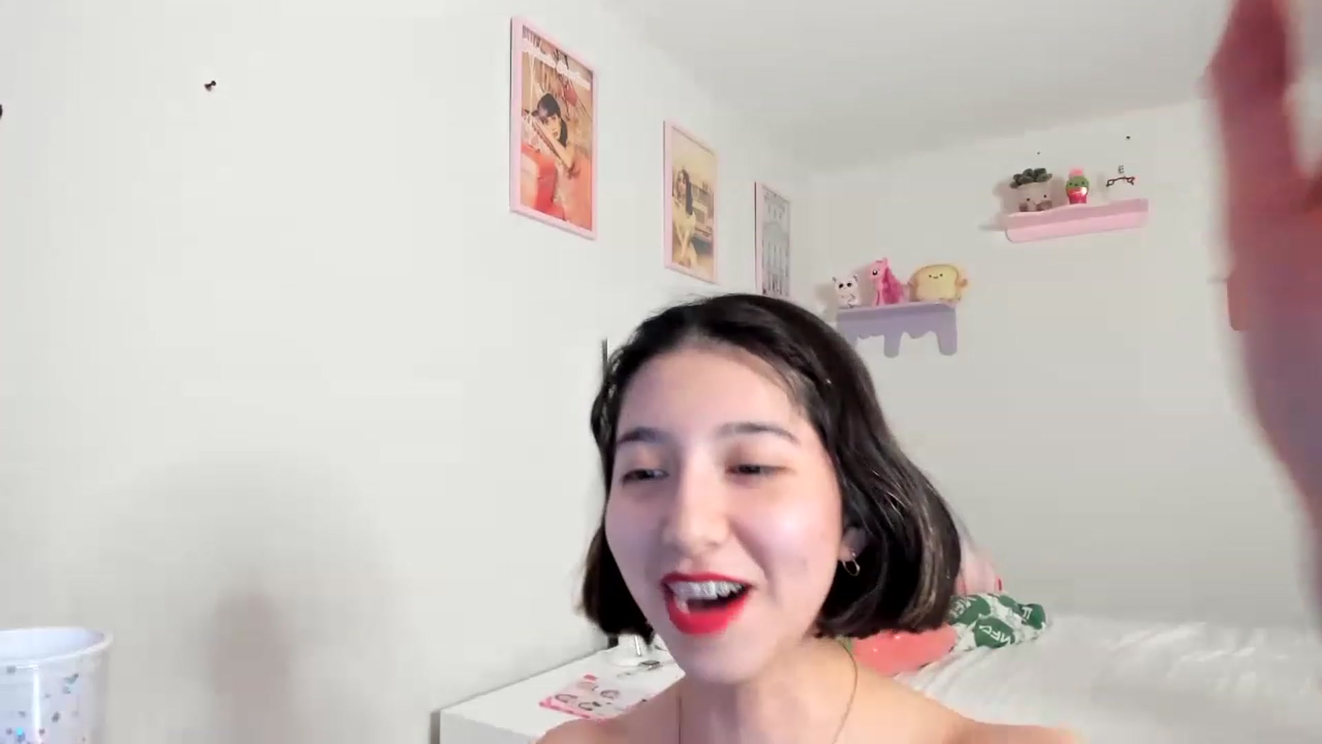 Gallery image thumbnail from Cherrycute666's myfreecams stream on, 04/22/2023, 12:00 image 5 of 20