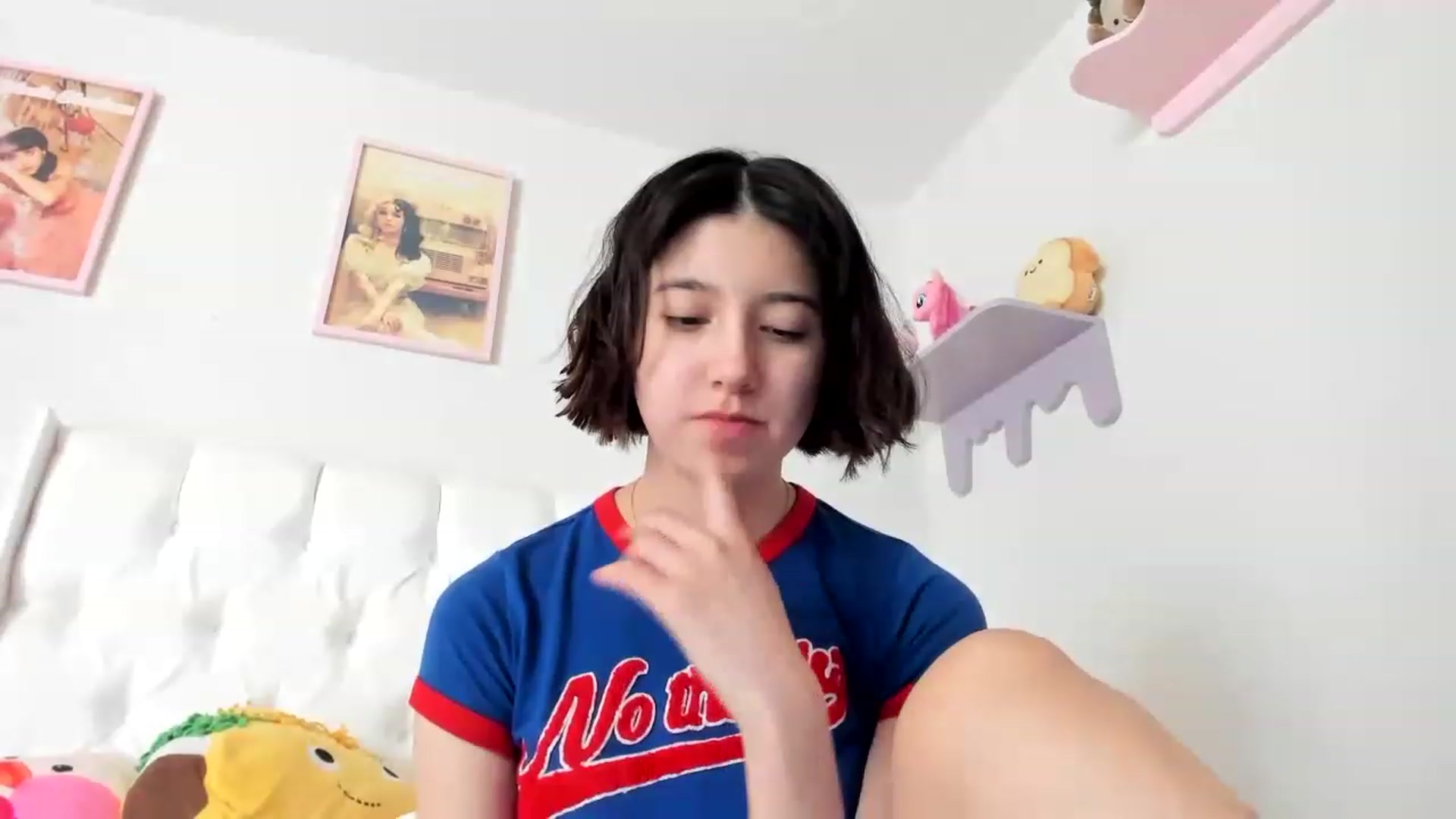 Gallery image thumbnail from Cherrycute666's myfreecams stream on, 04/22/2023, 16:46 image 16 of 20