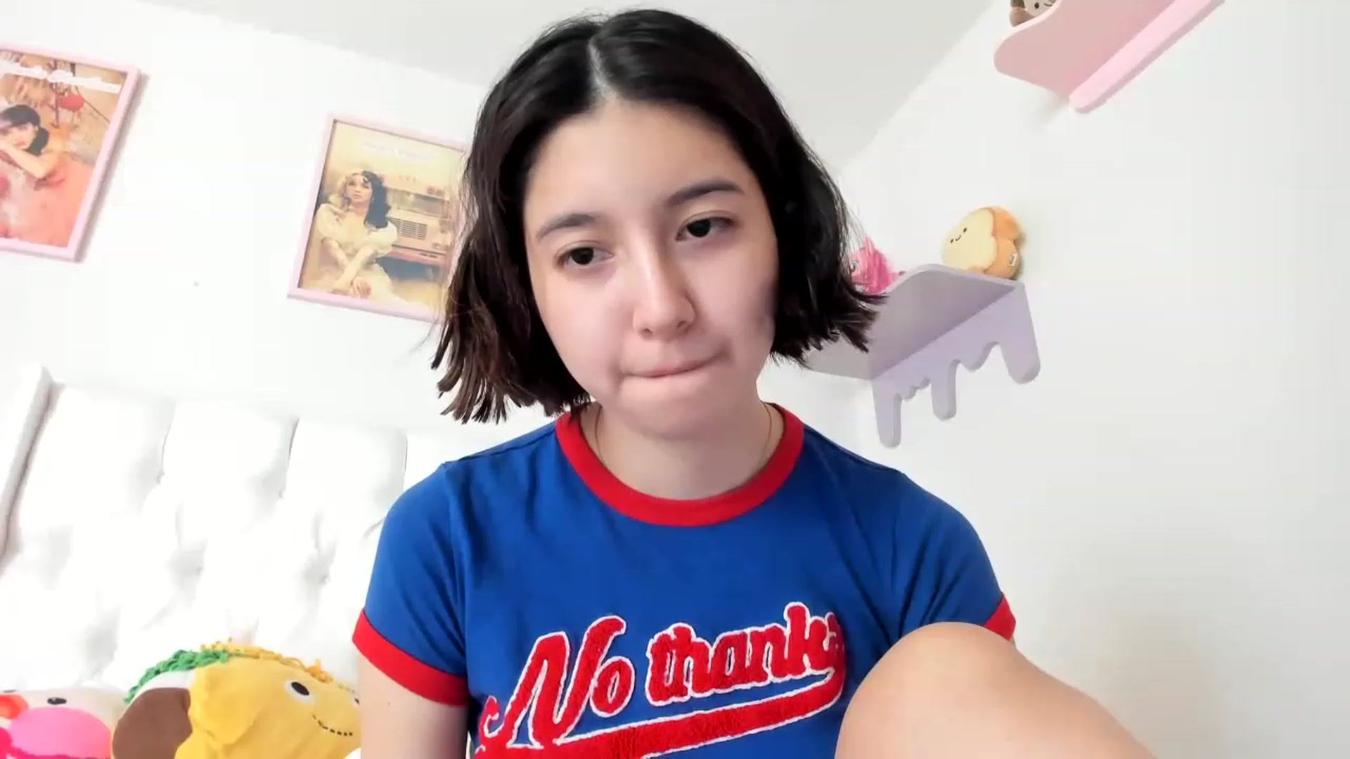 Gallery image thumbnail from Cherrycute666's myfreecams stream on, 04/22/2023, 16:46 image 11 of 20
