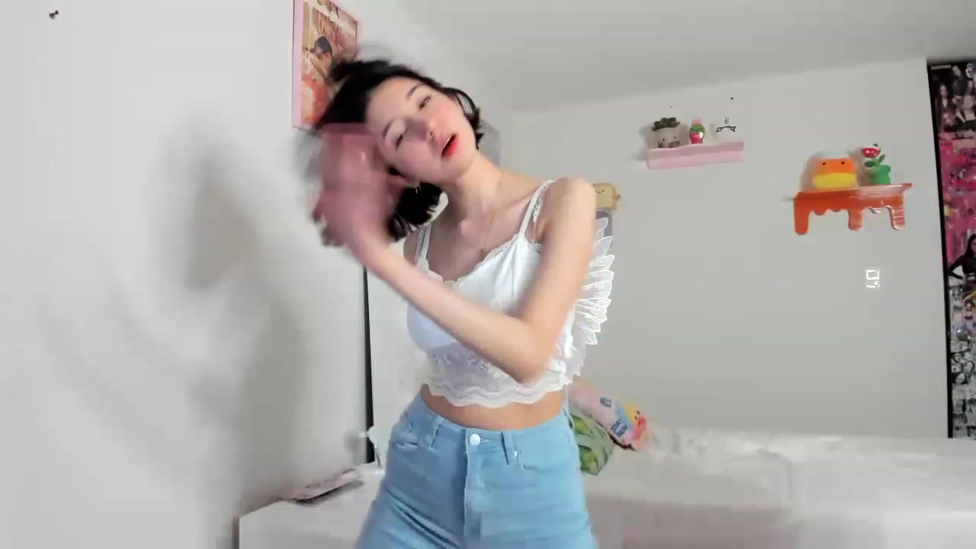 Gallery image thumbnail from Cherrycute666's myfreecams stream on, 04/23/2023, 01:59 image 8 of 20