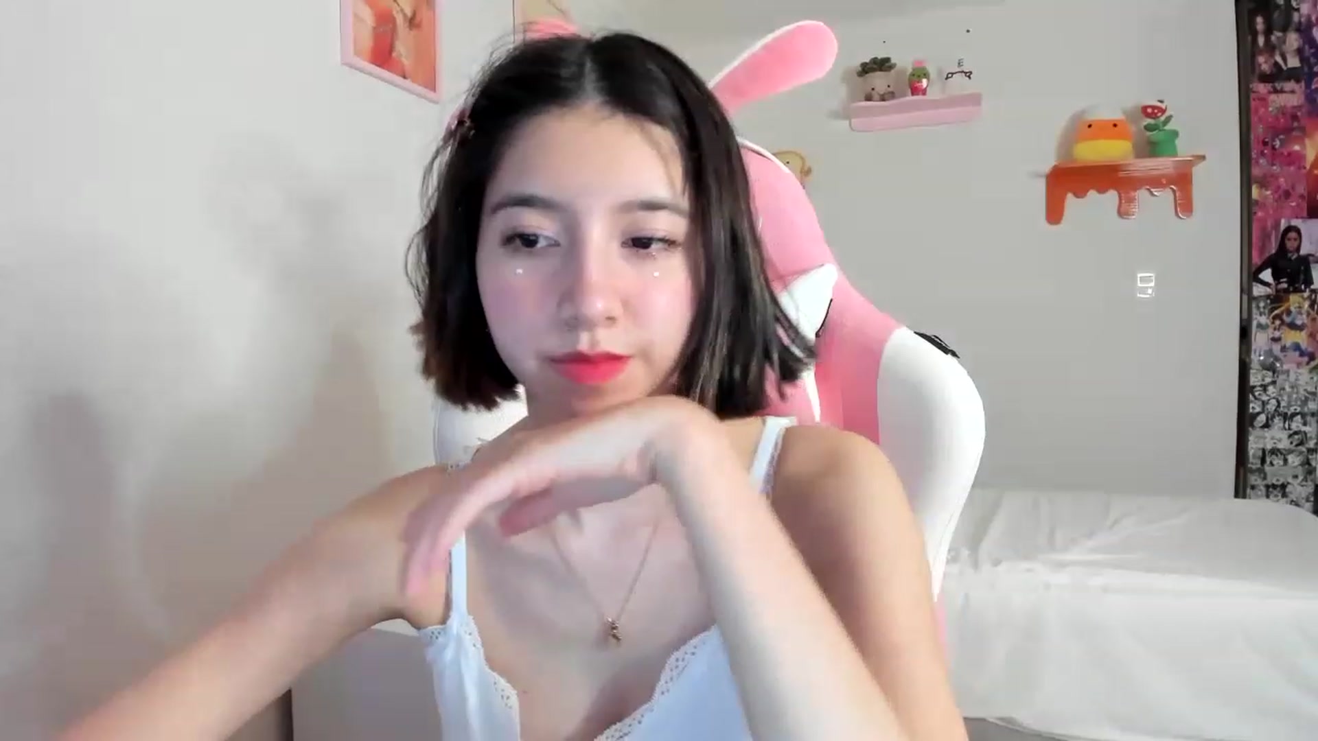 Gallery image thumbnail from Cherrycute666's myfreecams stream on, 04/23/2023, 06:57 image 17 of 20