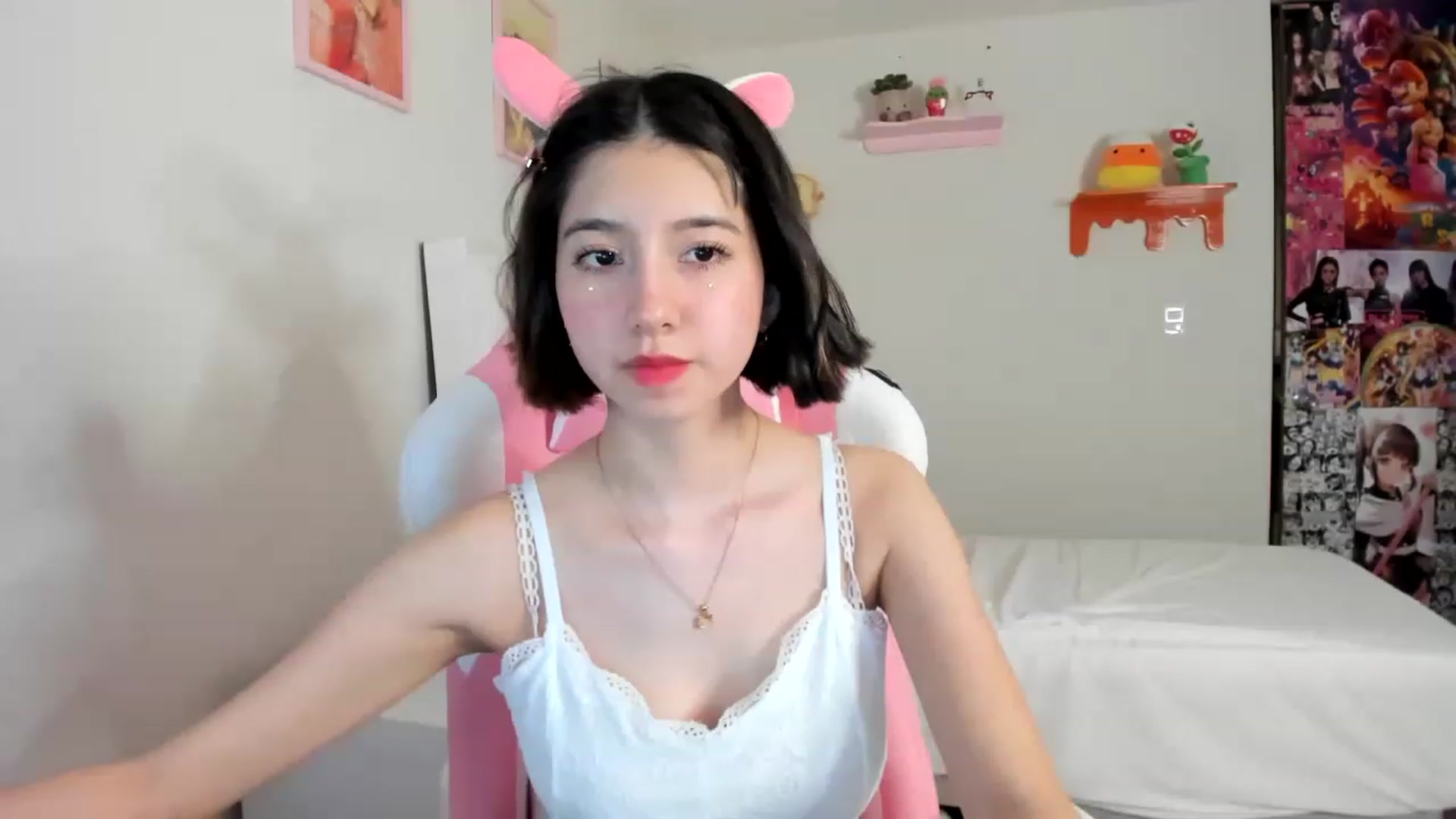 Gallery image thumbnail from Cherrycute666's myfreecams stream on, 04/23/2023, 06:57 image 16 of 20