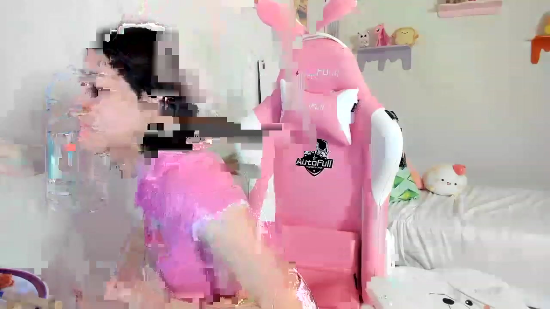 Gallery image thumbnail from Cherrycute666's myfreecams stream on, 04/23/2023, 11:57 image 19 of 20
