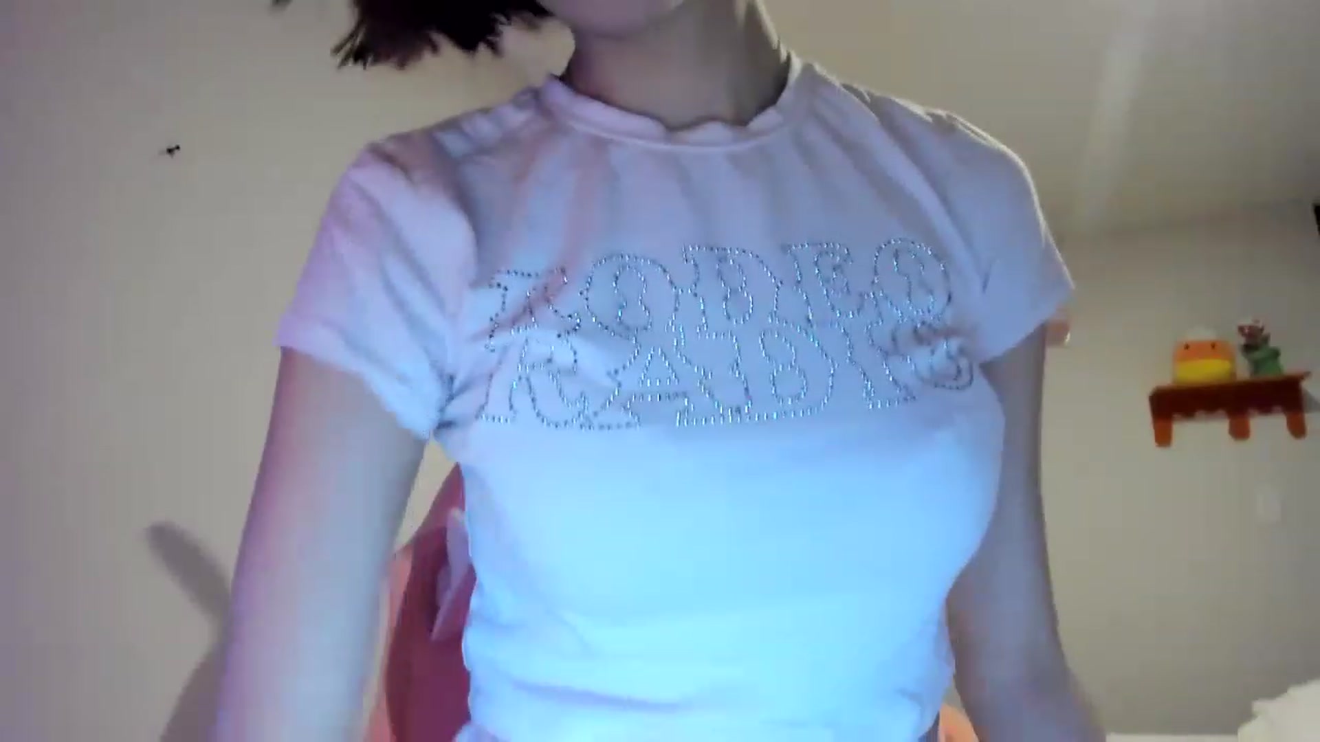 Gallery image thumbnail from Cherrycute666's myfreecams stream on, 04/24/2023, 08:19 image 12 of 20