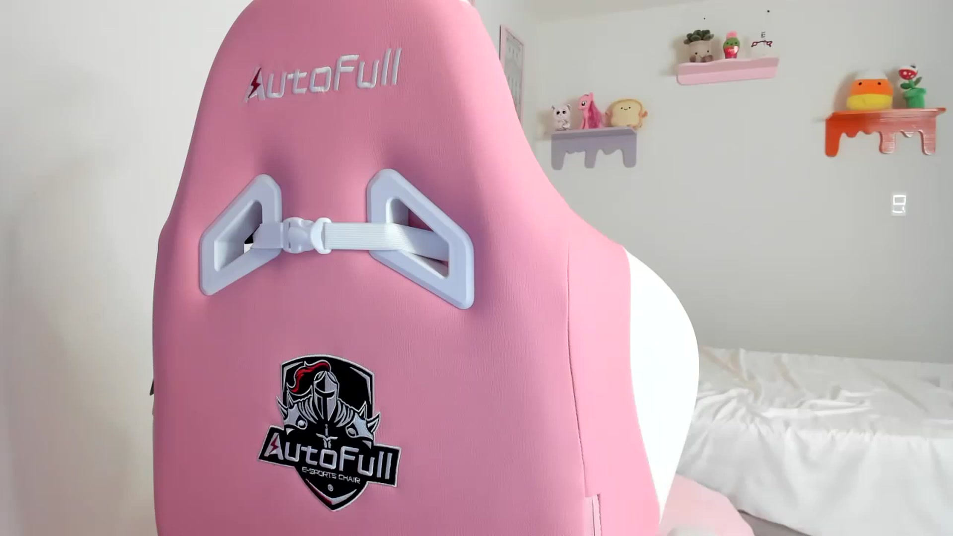 Gallery image thumbnail from Cherrycute666's myfreecams stream on, 04/24/2023, 20:06 image 20 of 20