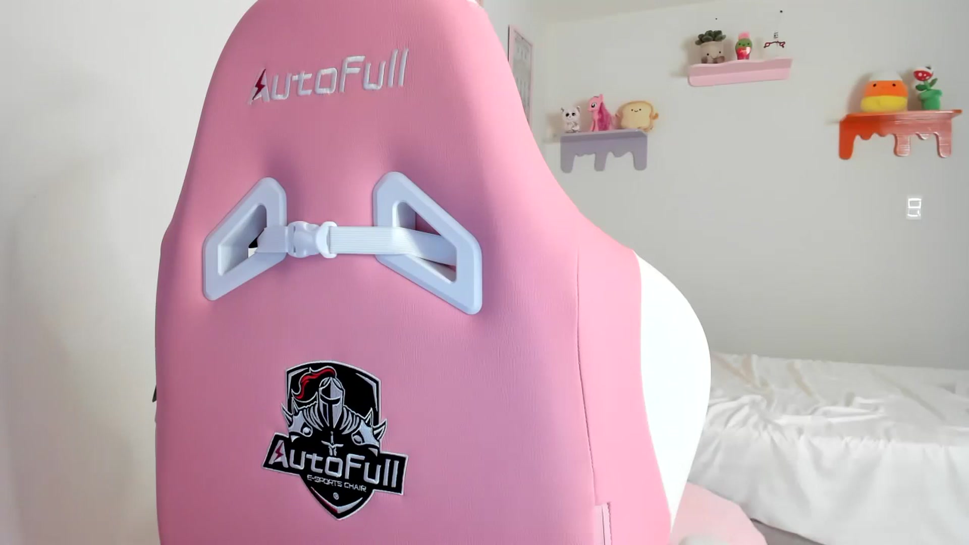 Gallery image thumbnail from Cherrycute666's myfreecams stream on, 04/24/2023, 20:06 image 18 of 20