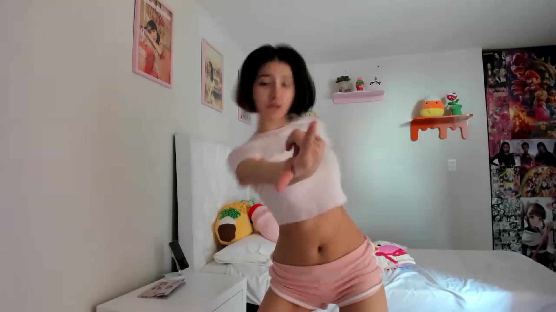 Gallery image thumbnail from Cherrycute666's myfreecams stream on, 04/24/2023, 23:45 image 7 of 20