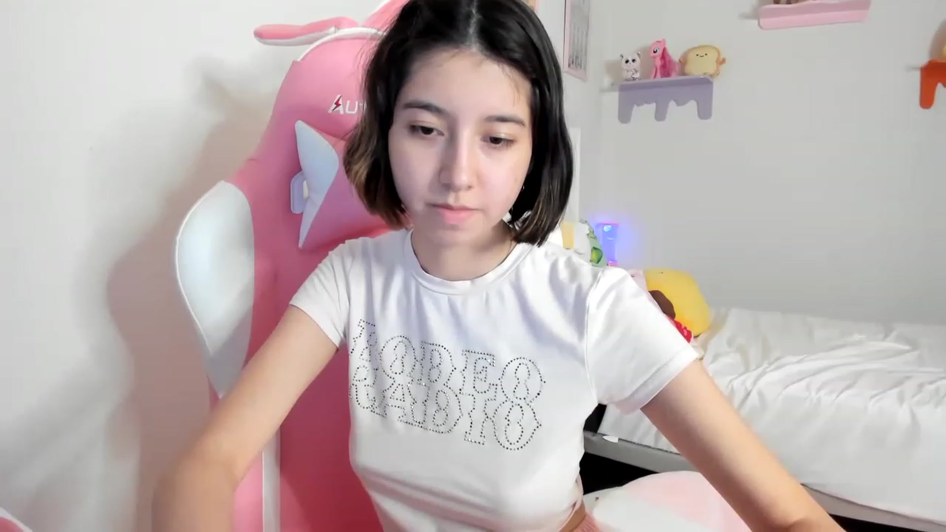 Gallery image thumbnail from Cherrycute666's myfreecams stream on, 04/25/2023, 06:07 image 20 of 20