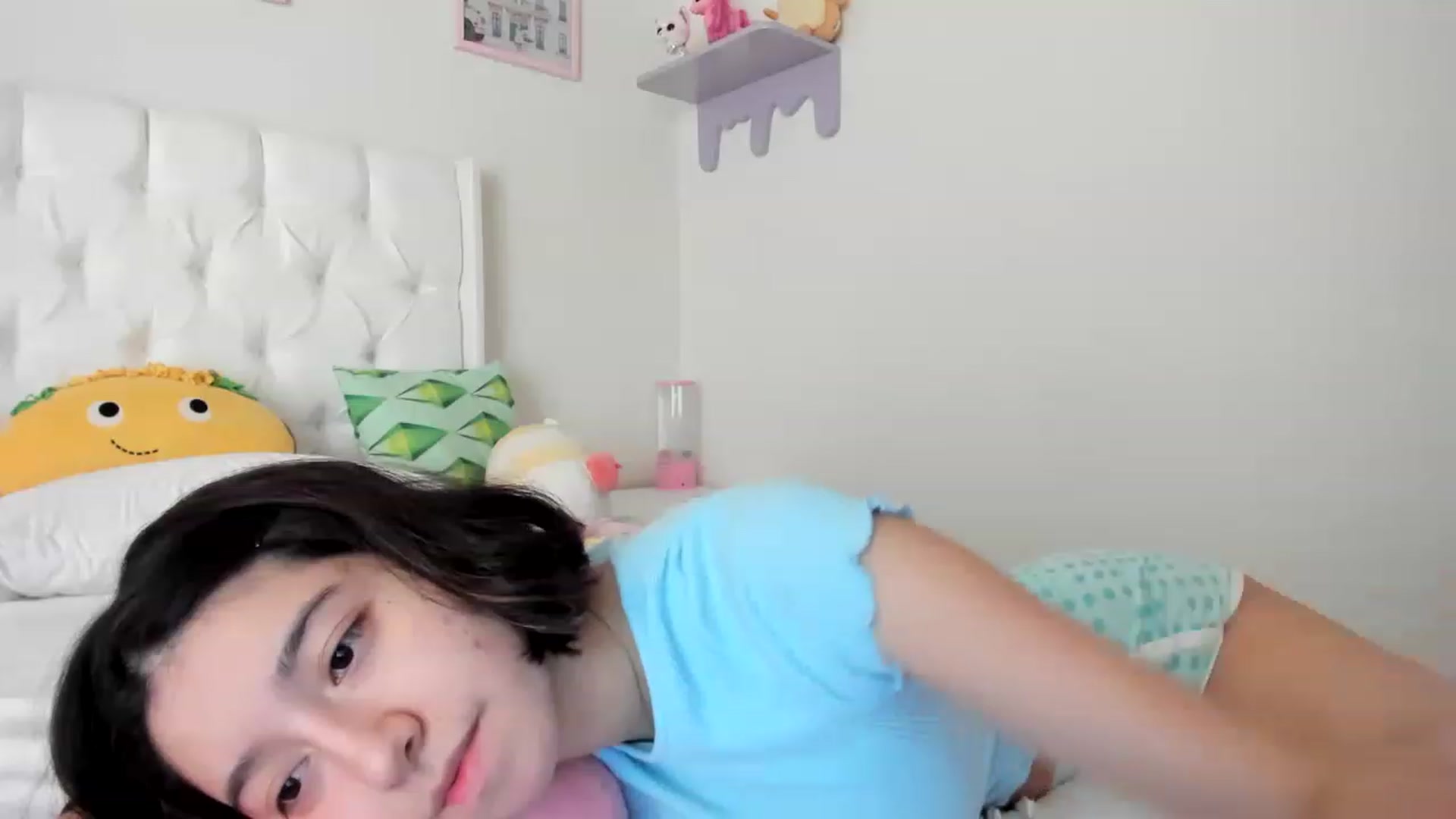 Gallery image thumbnail from Cherrycute666's myfreecams stream on, 04/25/2023, 18:02 image 9 of 20