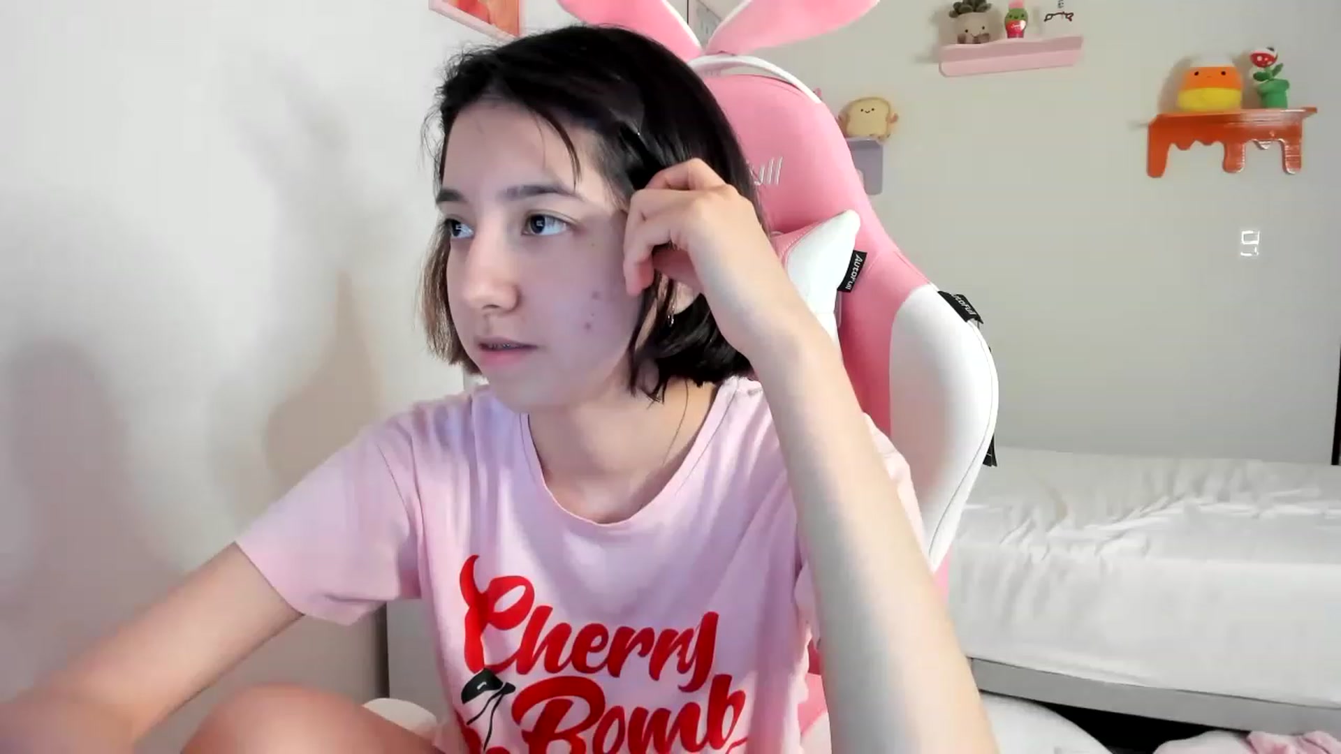 Gallery image thumbnail from Cherrycute666's myfreecams stream on, 04/26/2023, 04:44 image 19 of 20