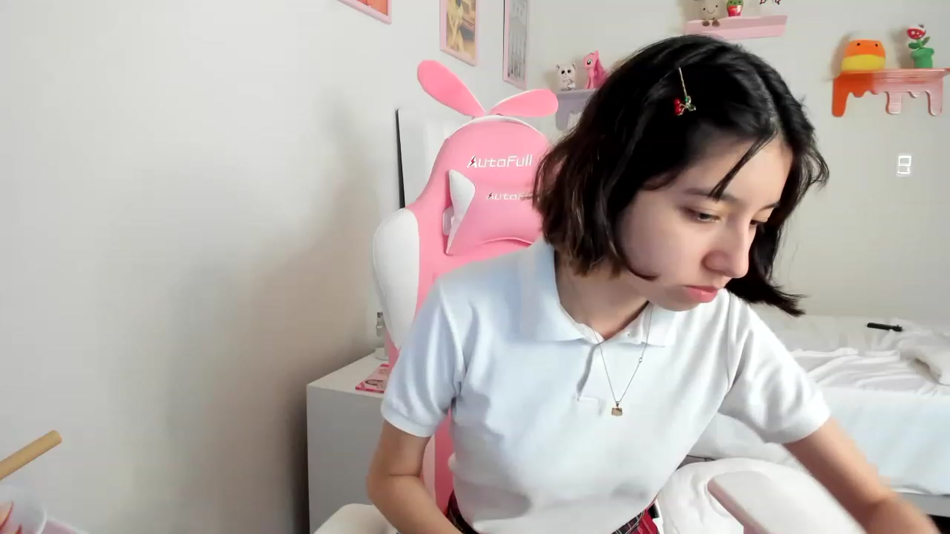 Gallery image thumbnail from Cherrycute666's myfreecams stream on, 04/28/2023, 18:58 image 12 of 20