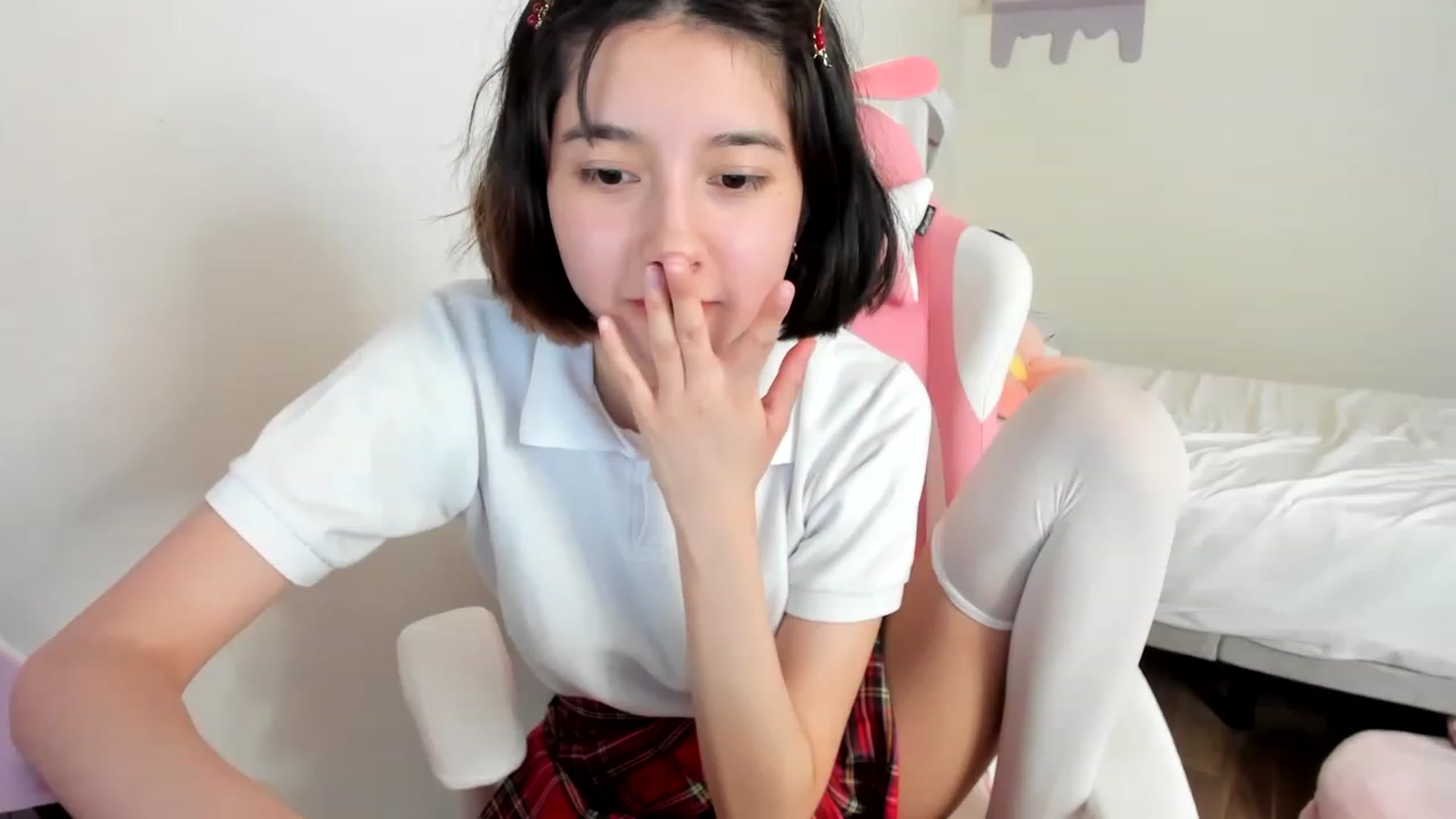 Gallery image thumbnail from Cherrycute666's myfreecams stream on, 04/28/2023, 23:50 image 10 of 20