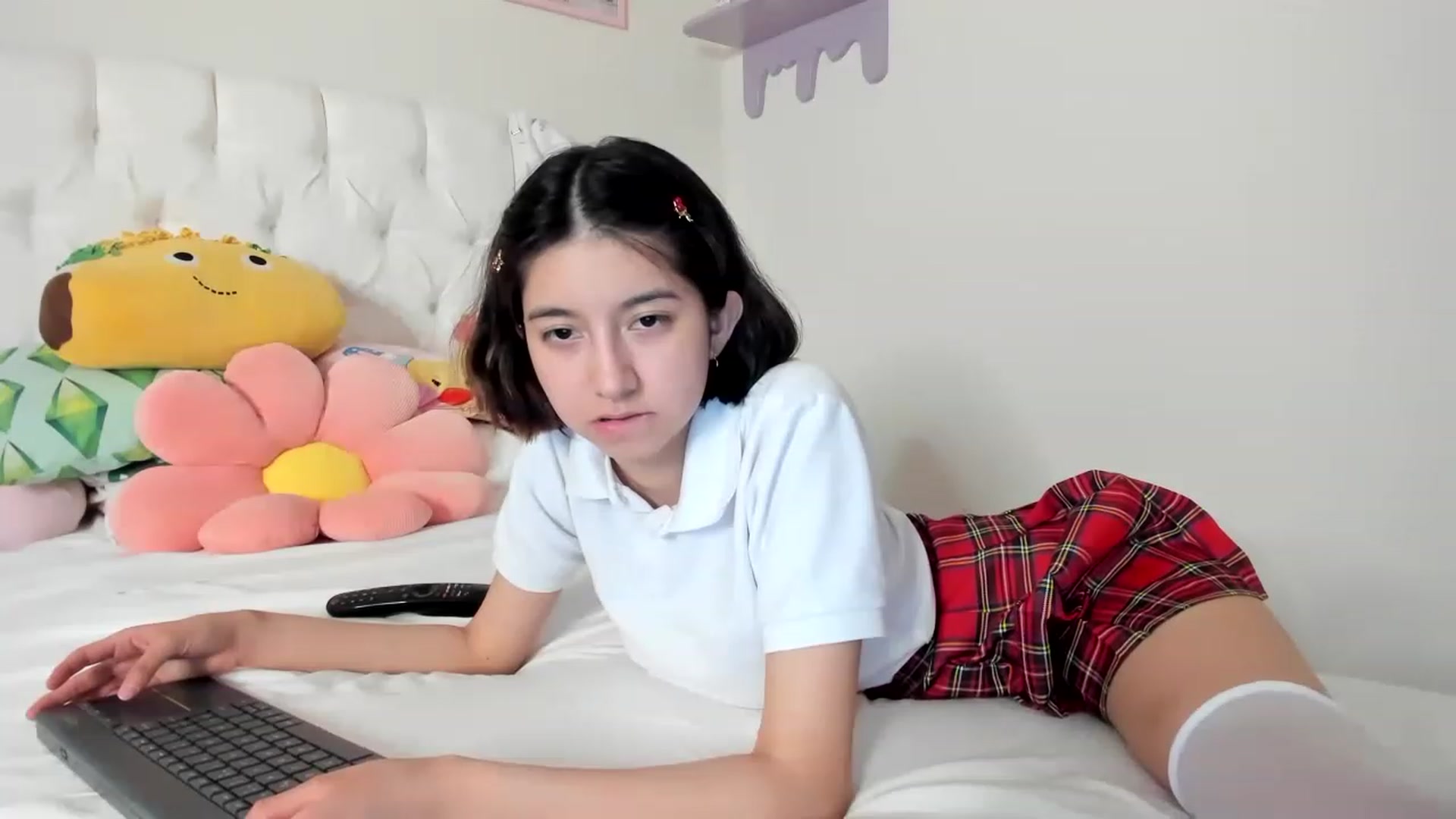 Gallery image thumbnail from Cherrycute666's myfreecams stream on, 04/29/2023, 02:14 image 13 of 20