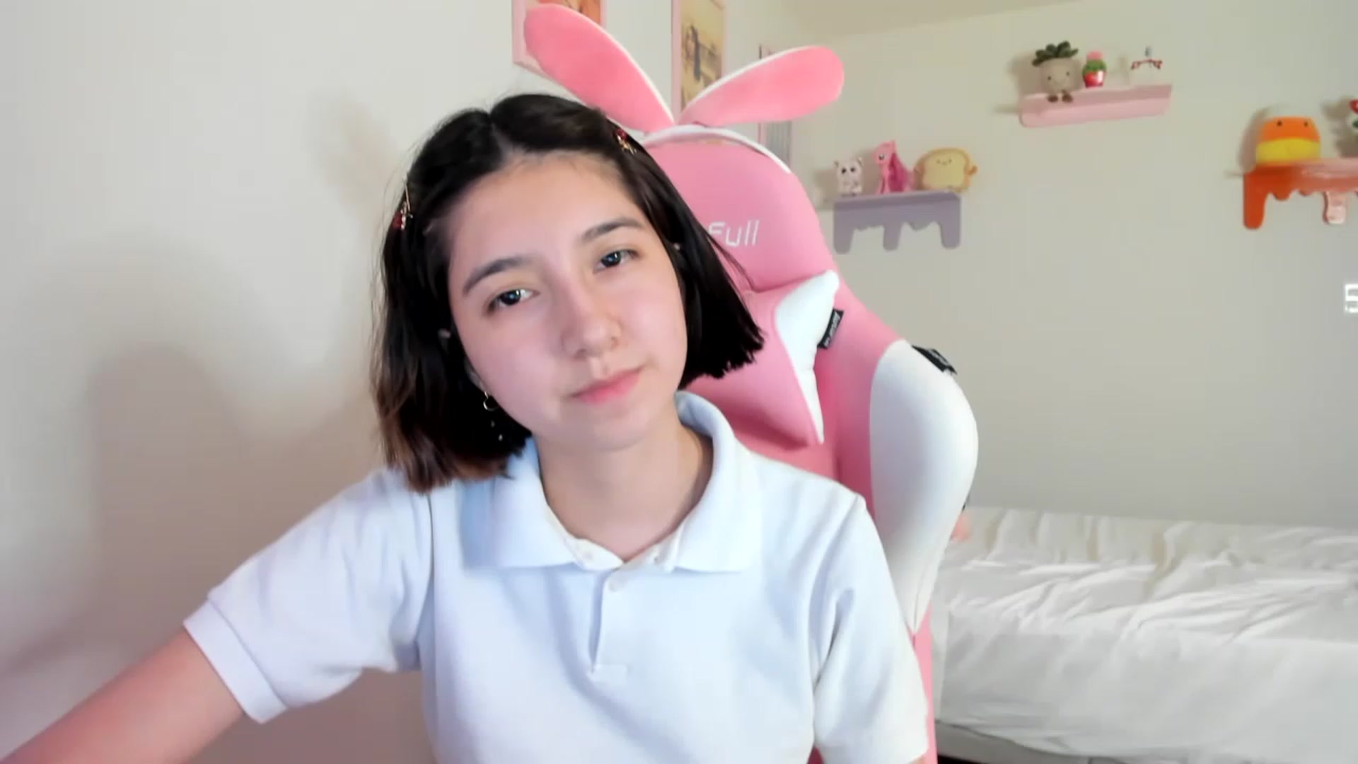 Gallery image thumbnail from Cherrycute666's myfreecams stream on, 04/29/2023, 02:14 image 5 of 20