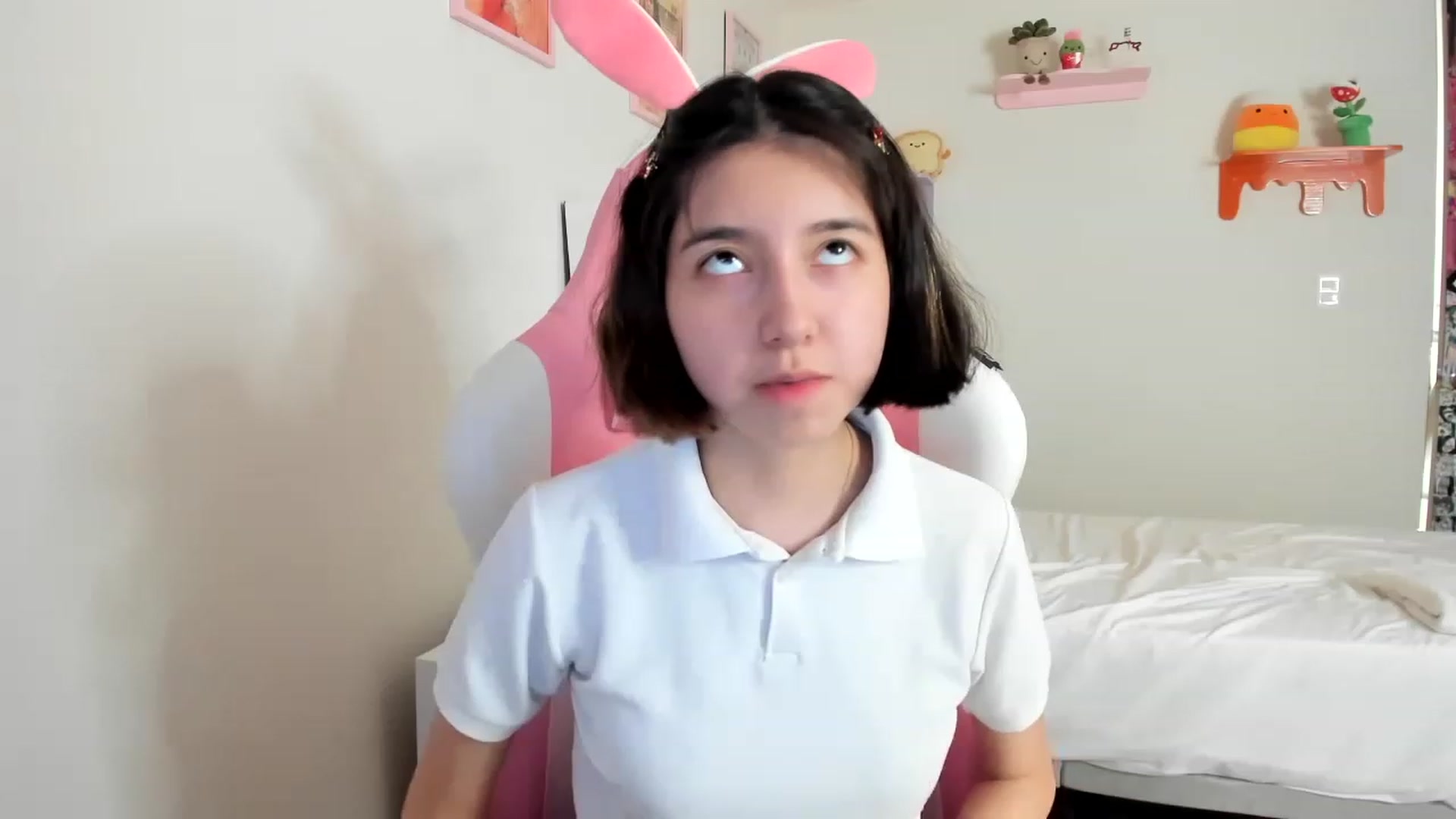 Gallery image thumbnail from Cherrycute666's myfreecams stream on, 04/29/2023, 02:14 image 2 of 20