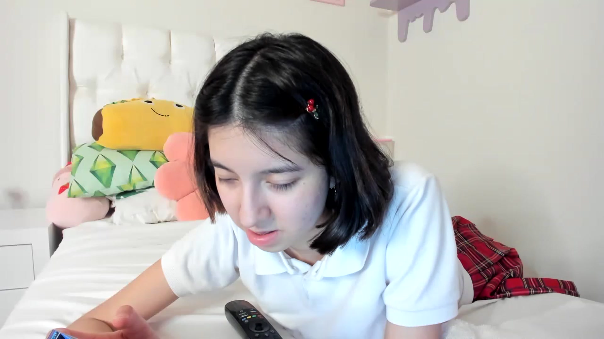 Gallery image thumbnail from Cherrycute666's myfreecams stream on, 04/29/2023, 04:02 image 19 of 20