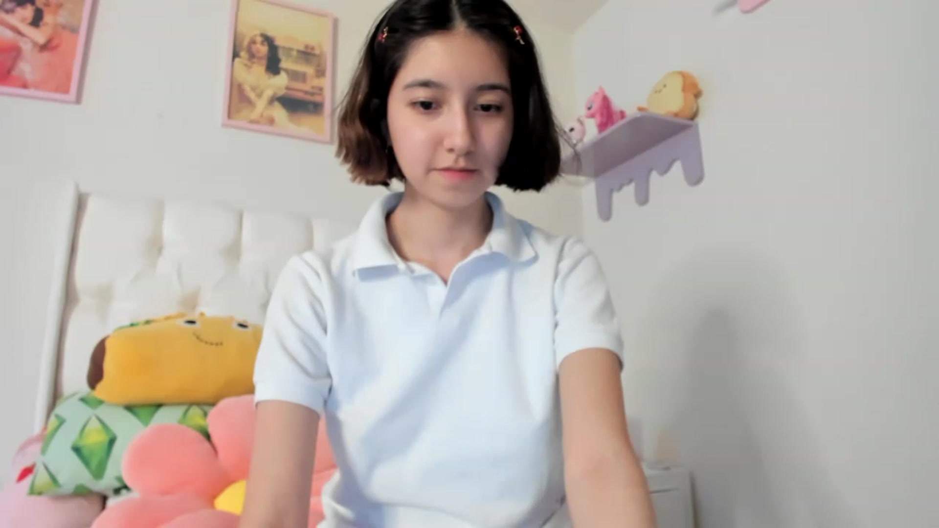 Gallery image thumbnail from Cherrycute666's myfreecams stream on, 04/29/2023, 04:02 image 16 of 20