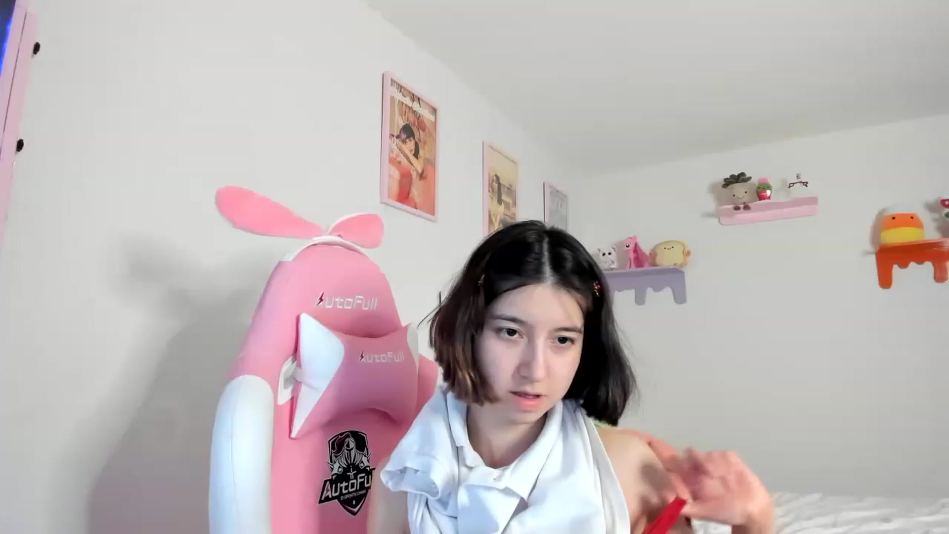 Gallery image thumbnail from Cherrycute666's myfreecams stream on, 04/29/2023, 07:14 image 1 of 20