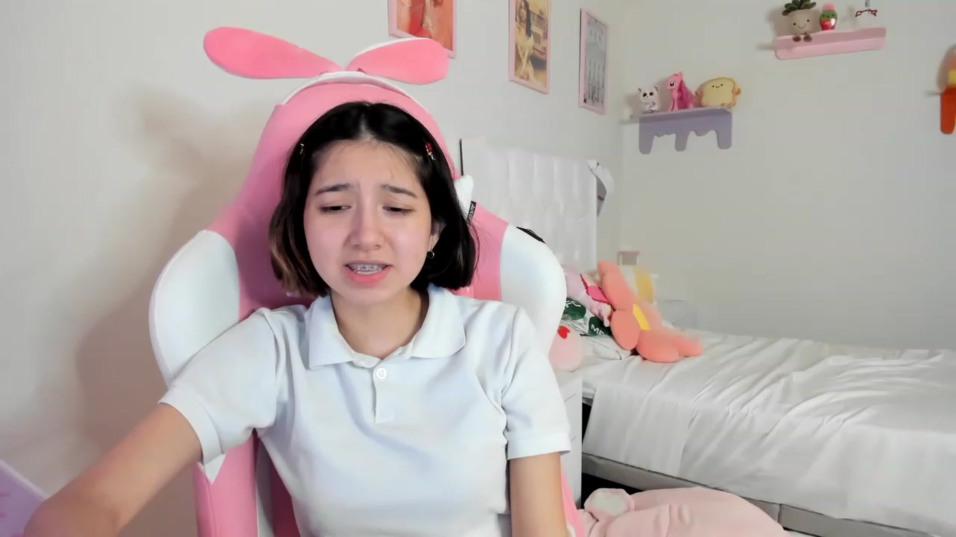 Gallery image thumbnail from Cherrycute666's myfreecams stream on, 04/29/2023, 08:13 image 8 of 20