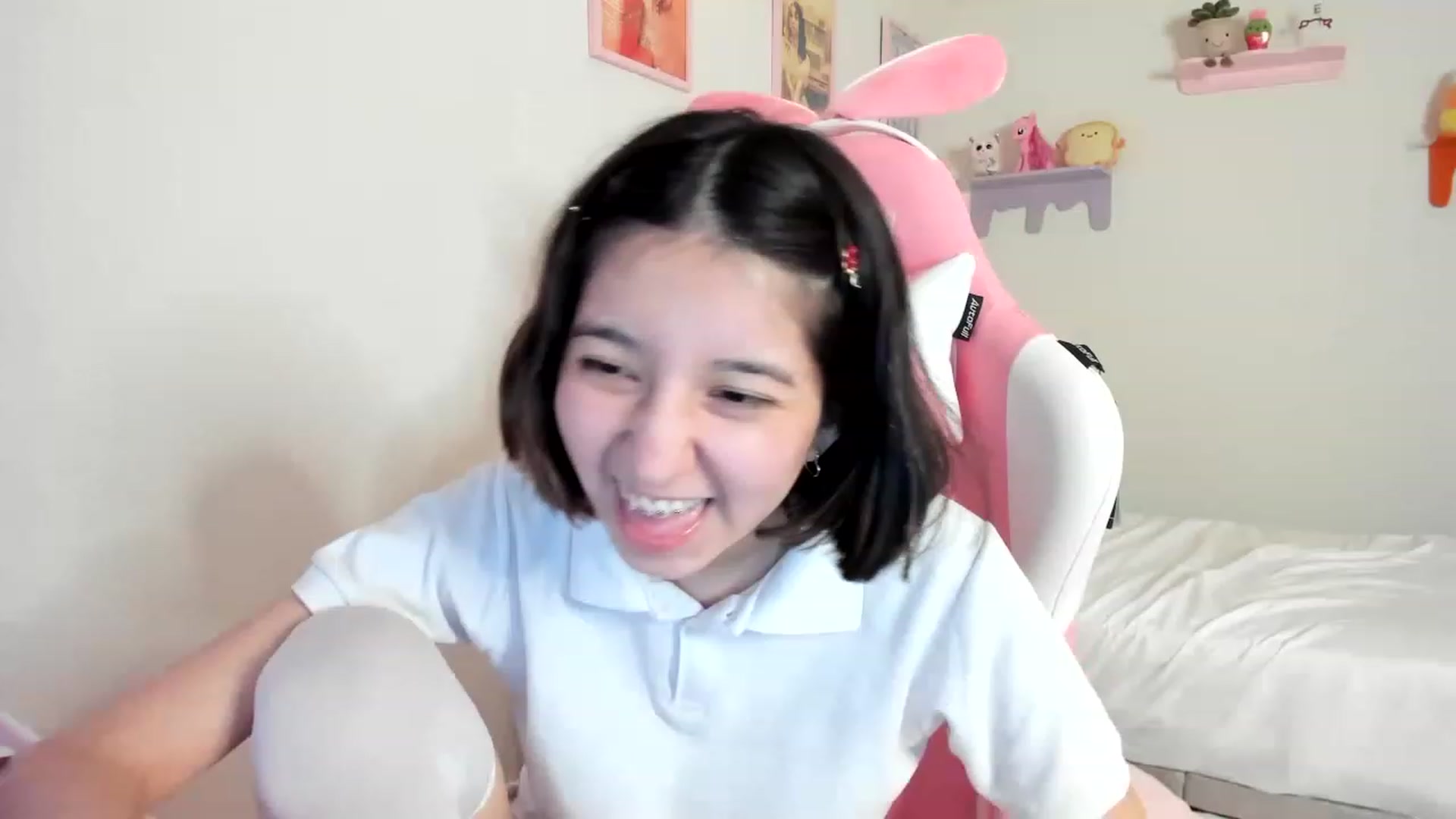 Gallery image thumbnail from Cherrycute666's myfreecams stream on, 04/29/2023, 08:13 image 3 of 20